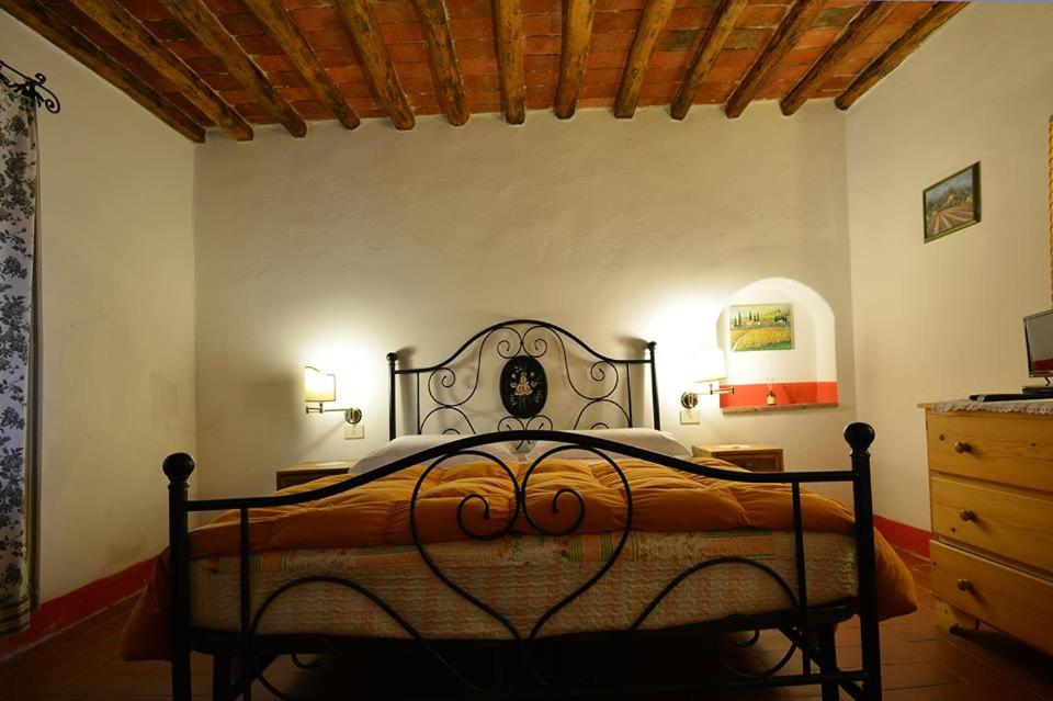Superior King Room photo 2