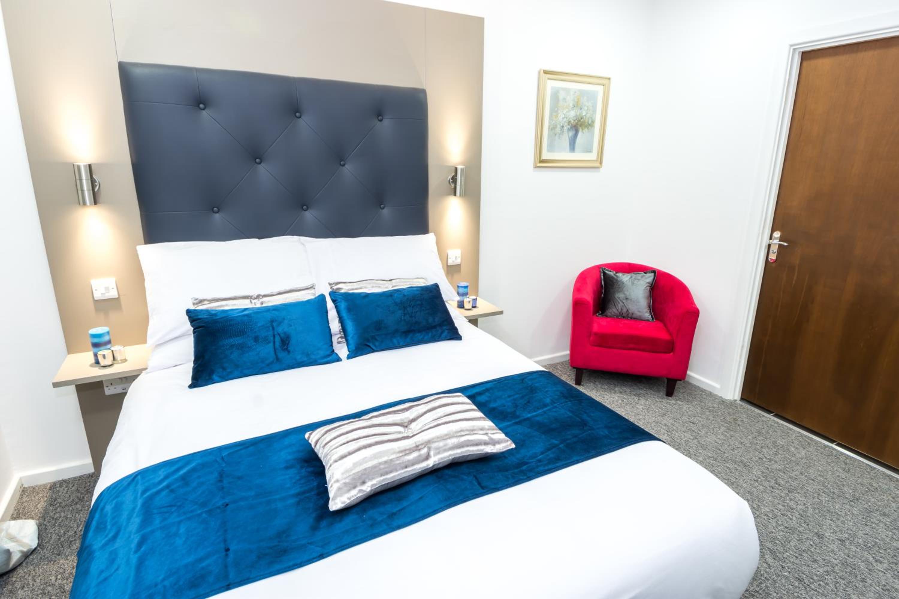 Double Room - Photo 3