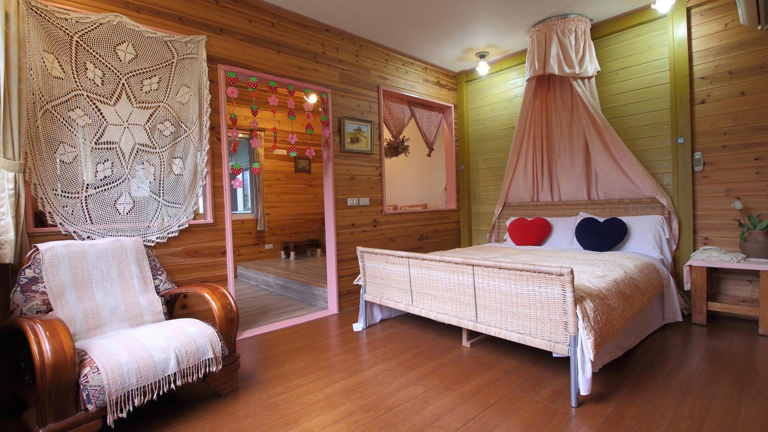 Quadruple Room with Mountain View photo 1