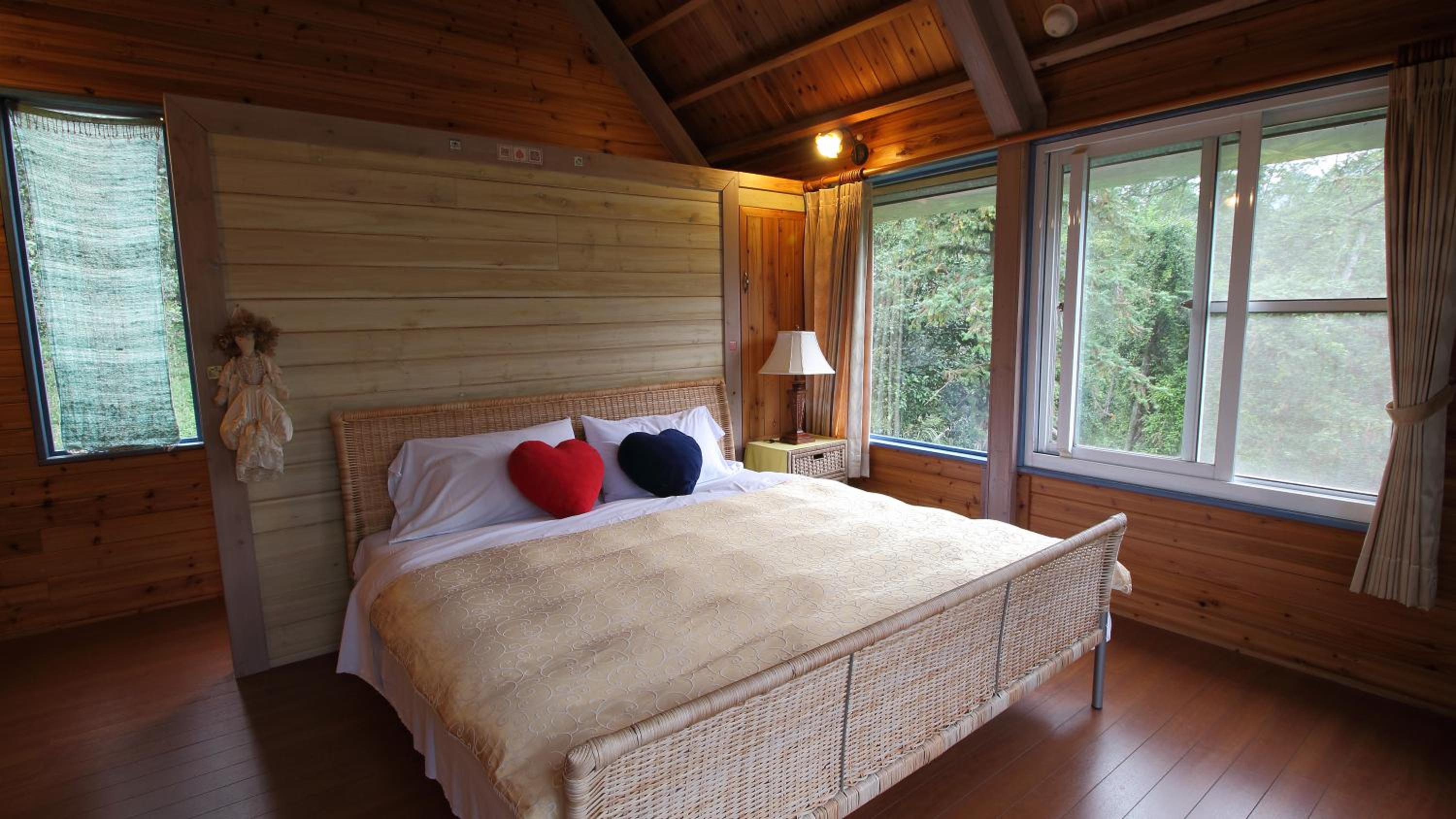 Quadruple Room with Mountain View photo 3