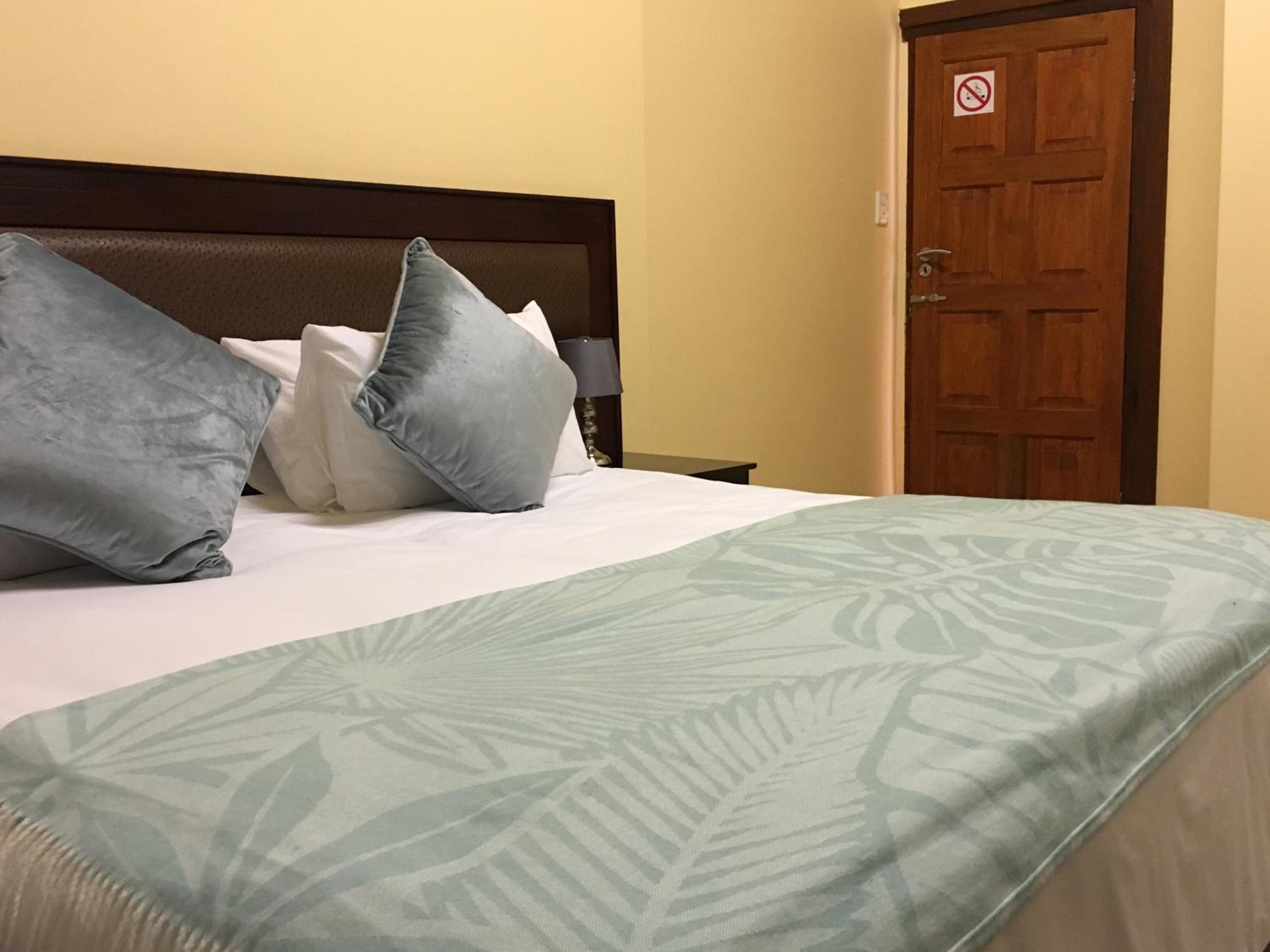 Deluxe Double Room with Shower photo 1