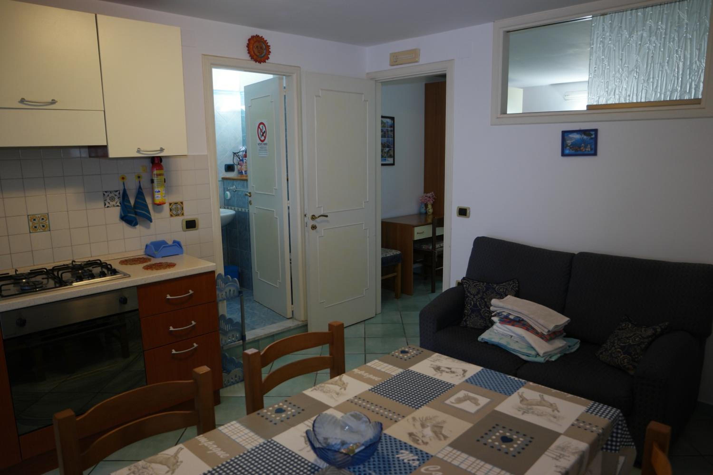 One-Bedroom Apartment (3 Adults) photo 2