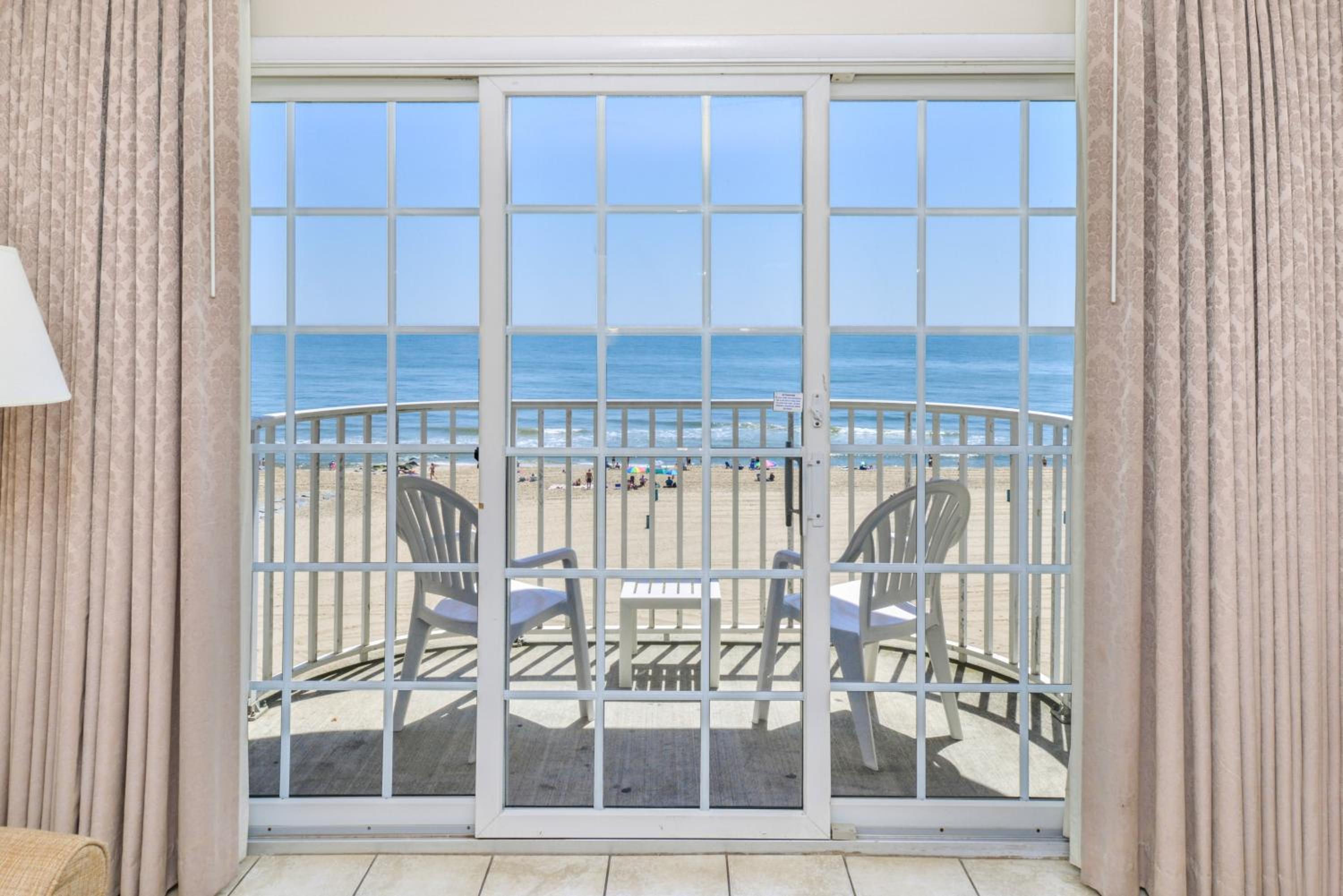 Paradise Oceanfront - Photo 4