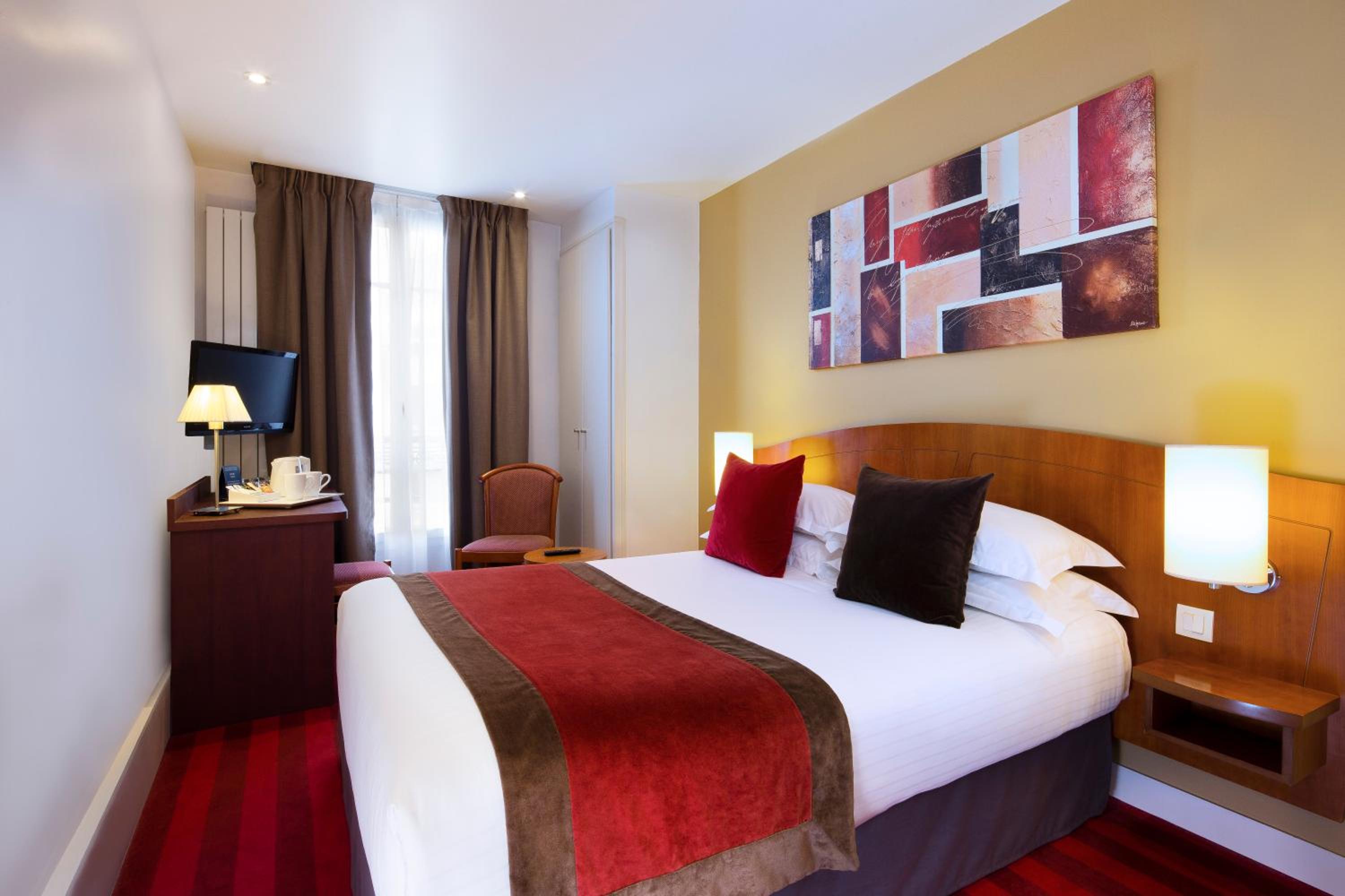 Cozy Double Room