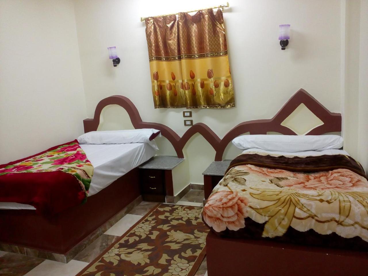 Deluxe Double or Twin Room with Sea View - Photo 1