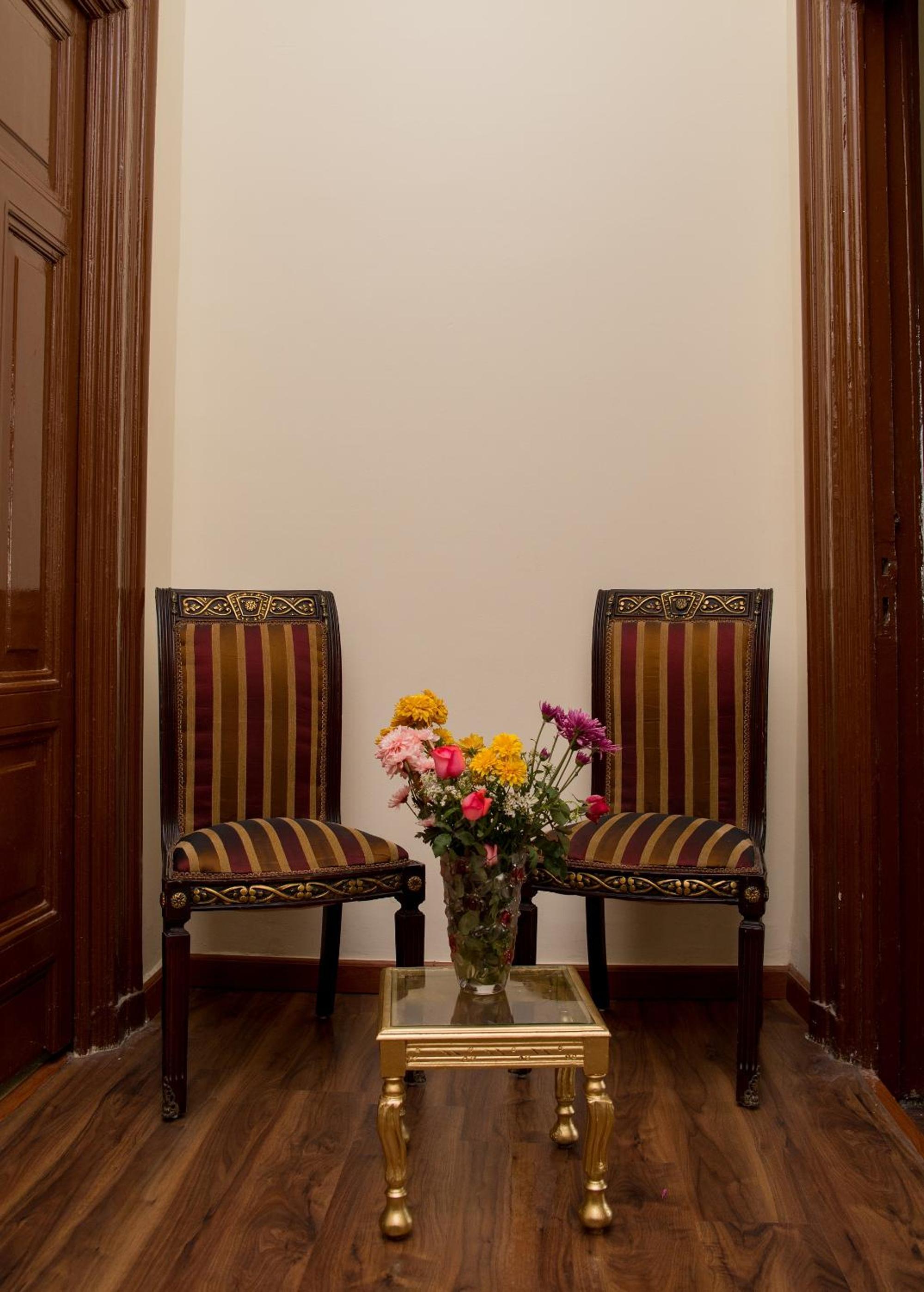 Royal Studio with Kitchenette photo 3