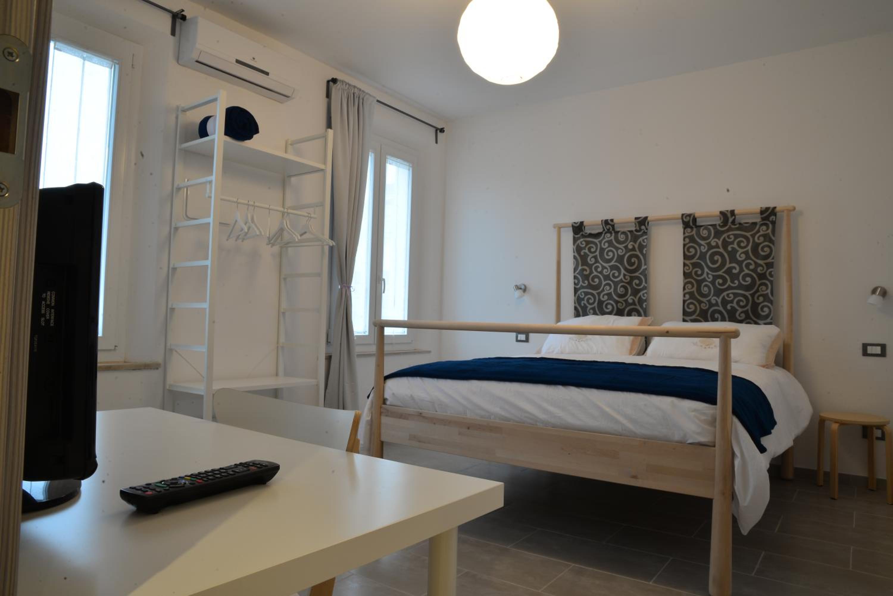 Deluxe Double or Twin Room - Photo 3