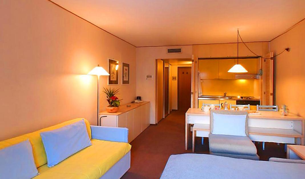 Double Room - Photo 3