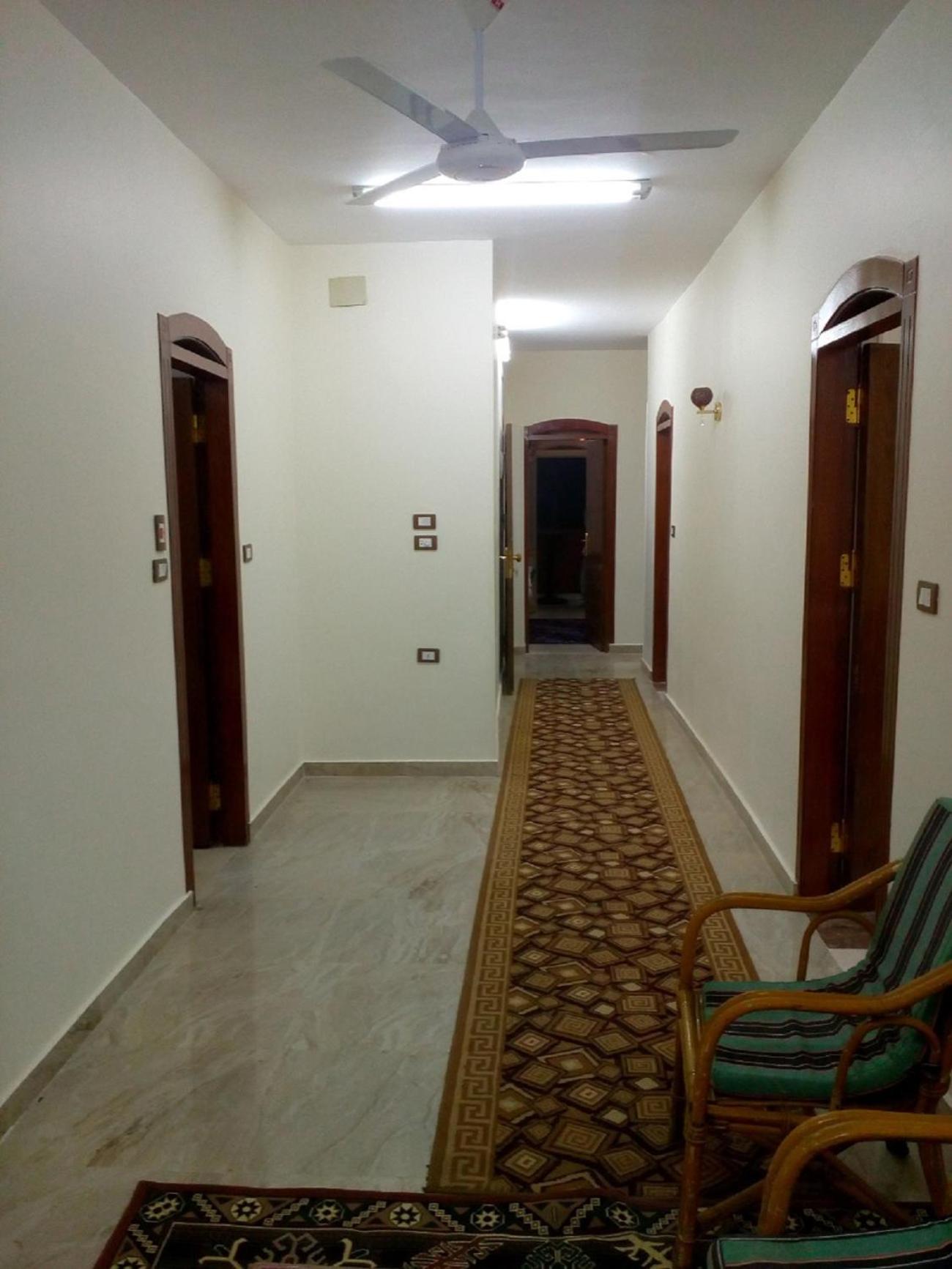 Deluxe Double Room with Bath - Photo 10
