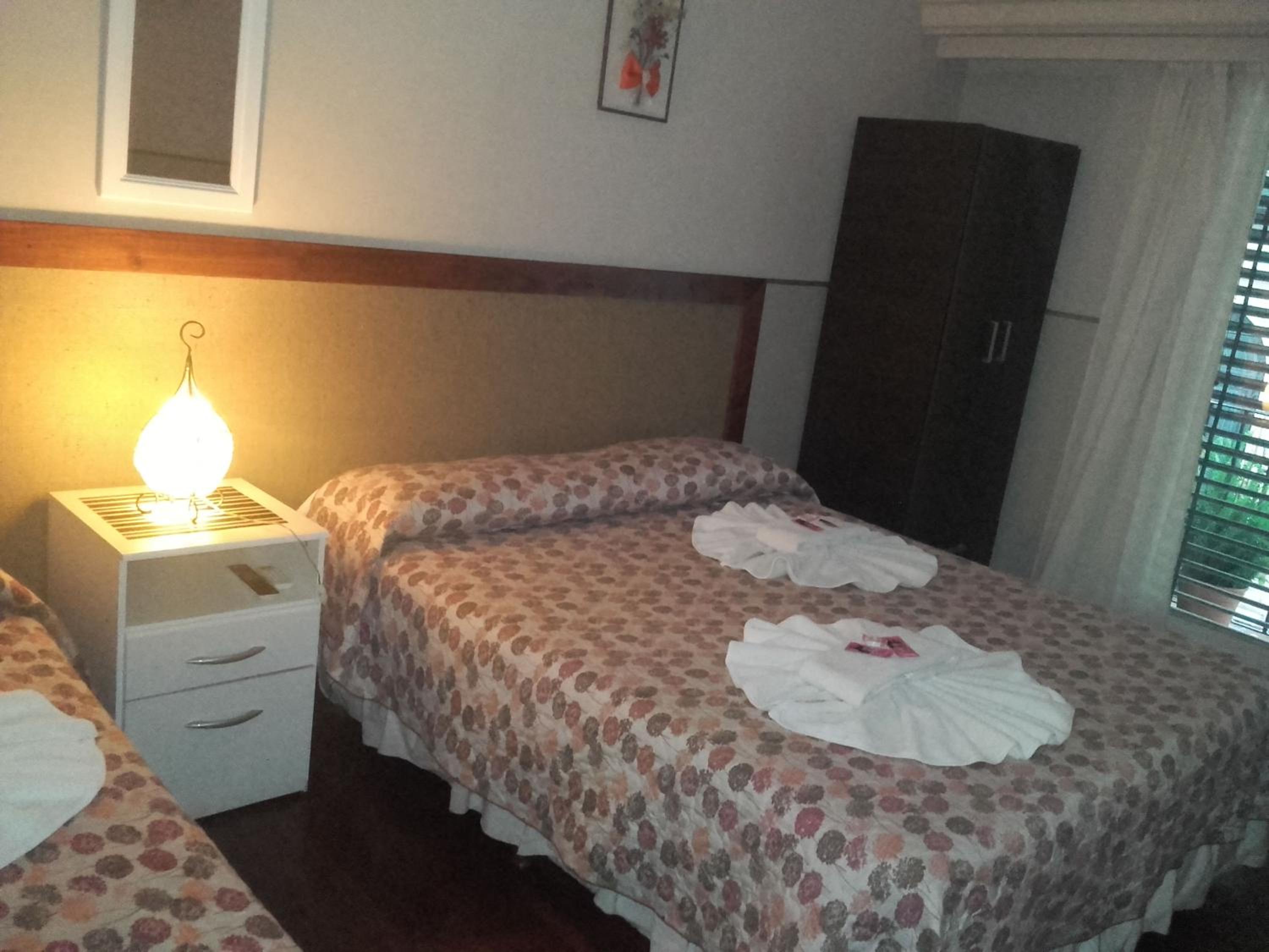 Triple Room with Shared Bathroom photo 3