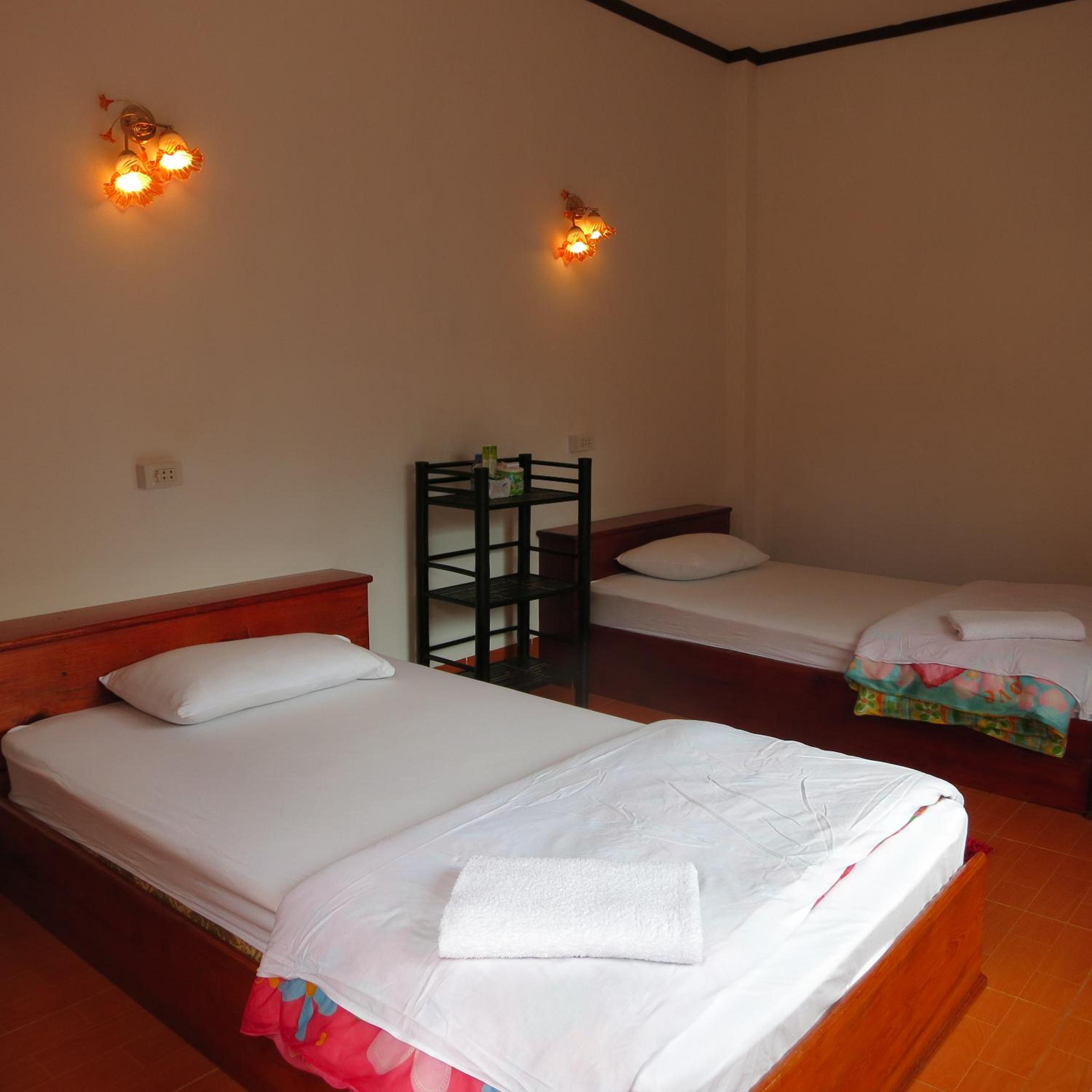 Standard Twin Room photo 2