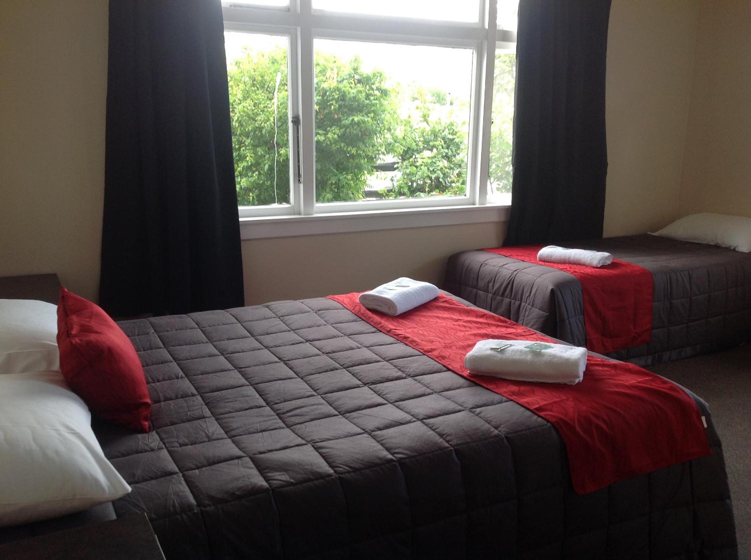 Comfort Triple Room with Shower photo 3