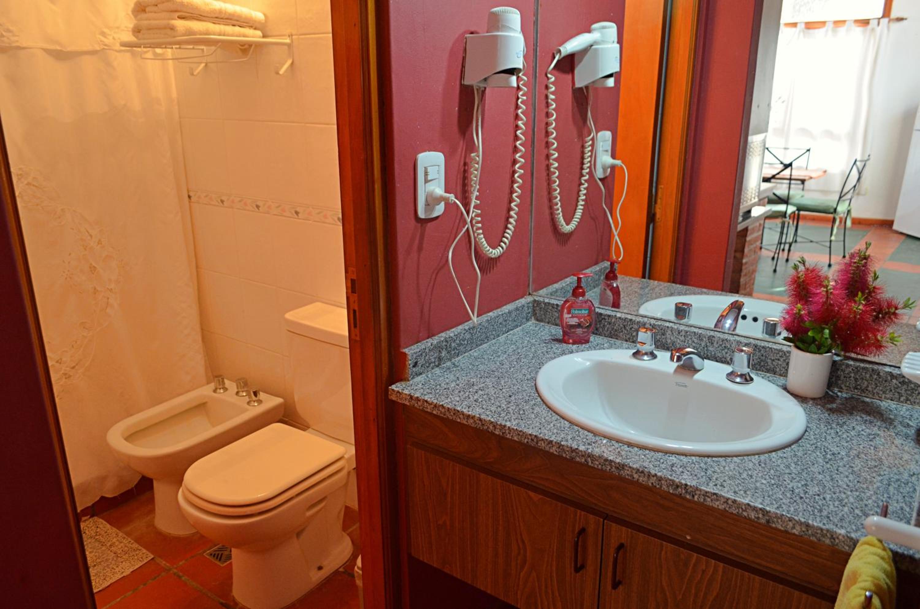 Apartment - Split Level photo 3