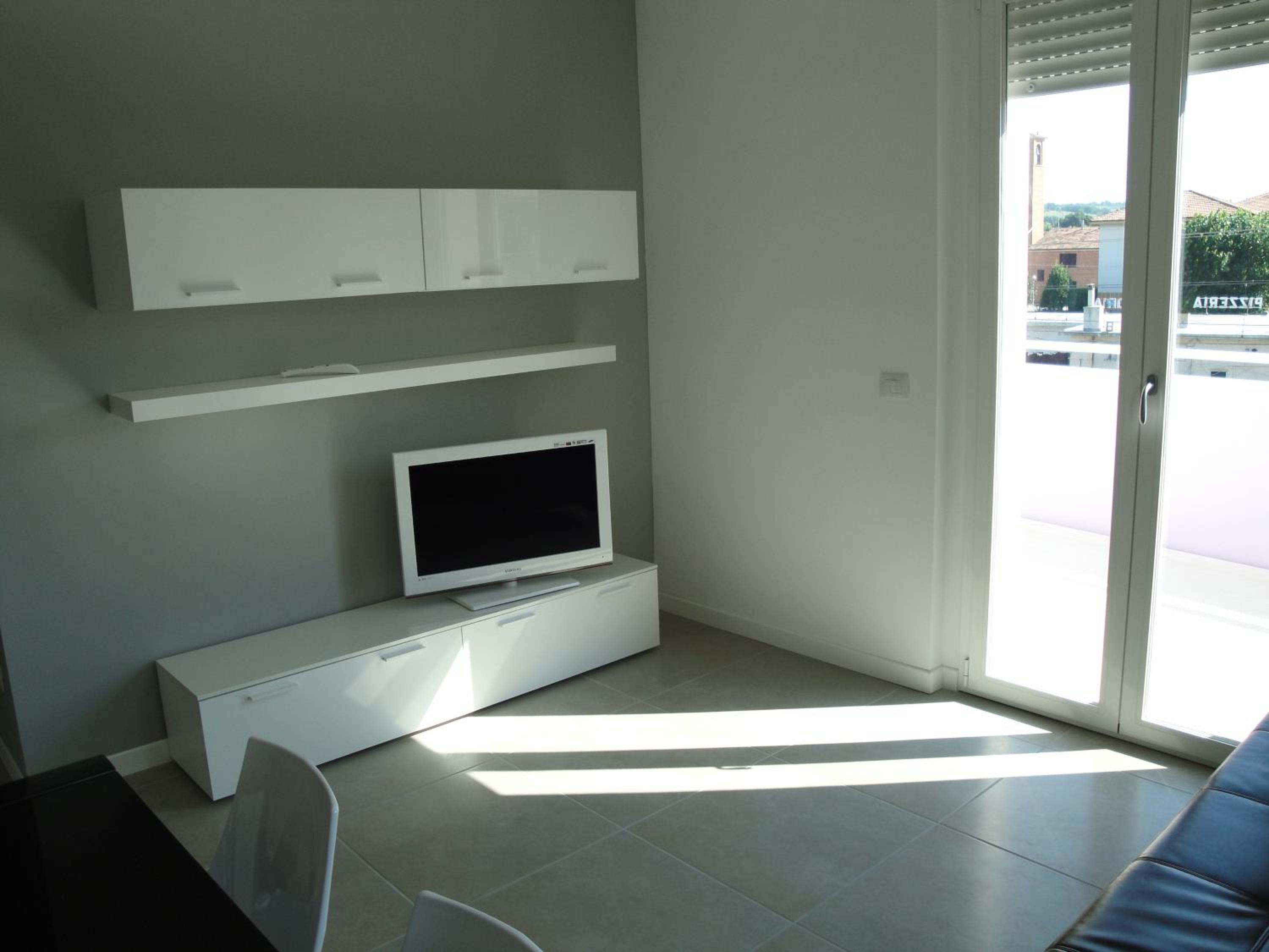 Two-Bedroom Apartment with Balcony photo 1