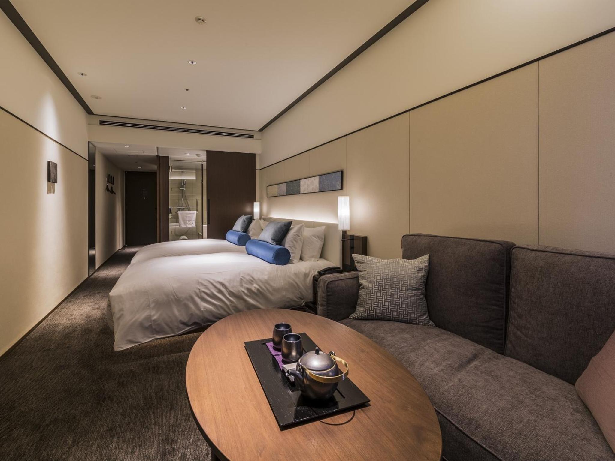 Twin Room with River View - Non-Smoking - Photo 7