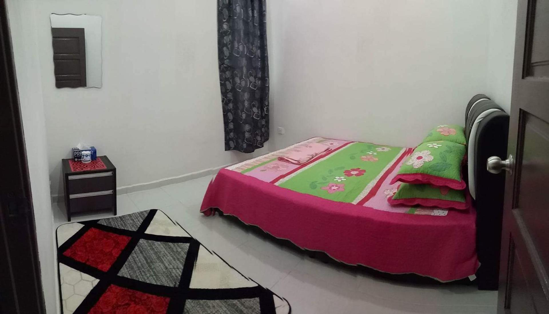 Four-Bedroom House photo 2