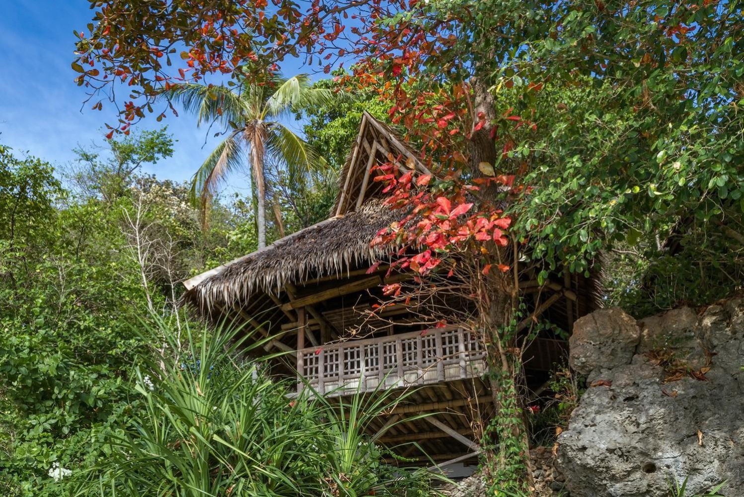 Bungalow with Sea View - Photo 4
