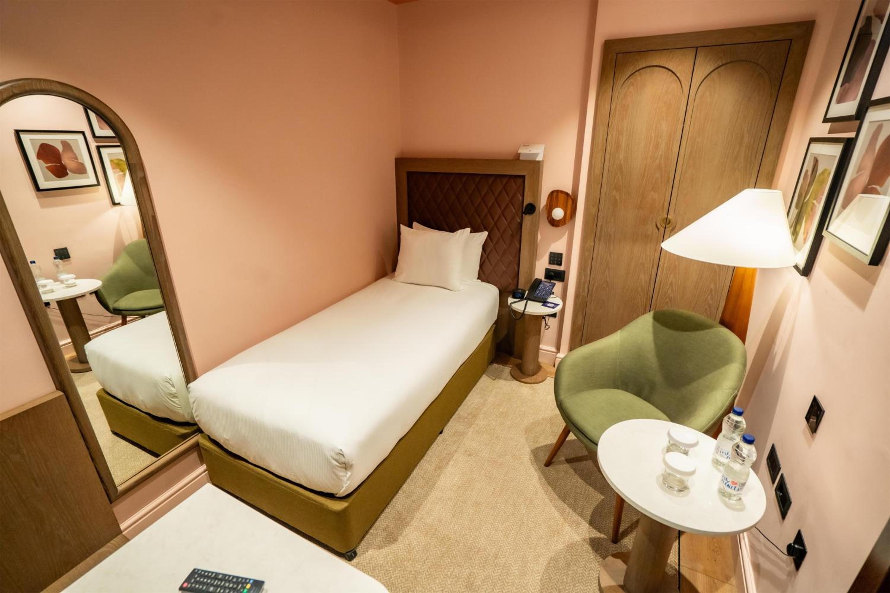Superior Single Room