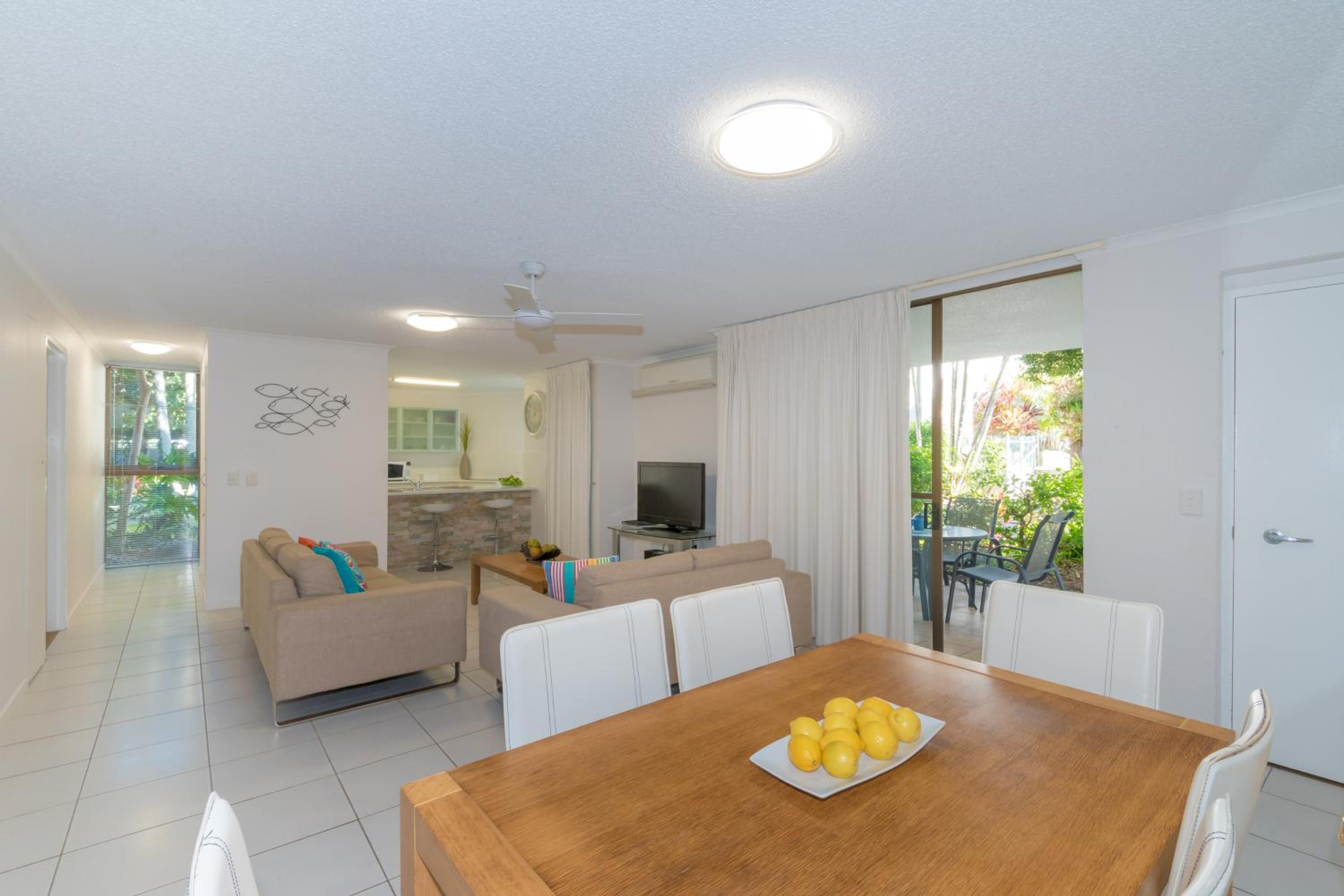 Two Bedroom Apartment - Garden View photo 3