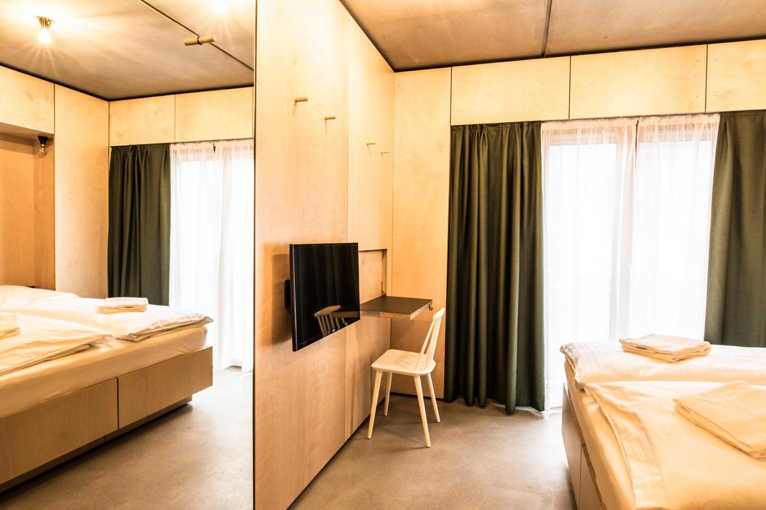 Standard Double Room - Photo 4