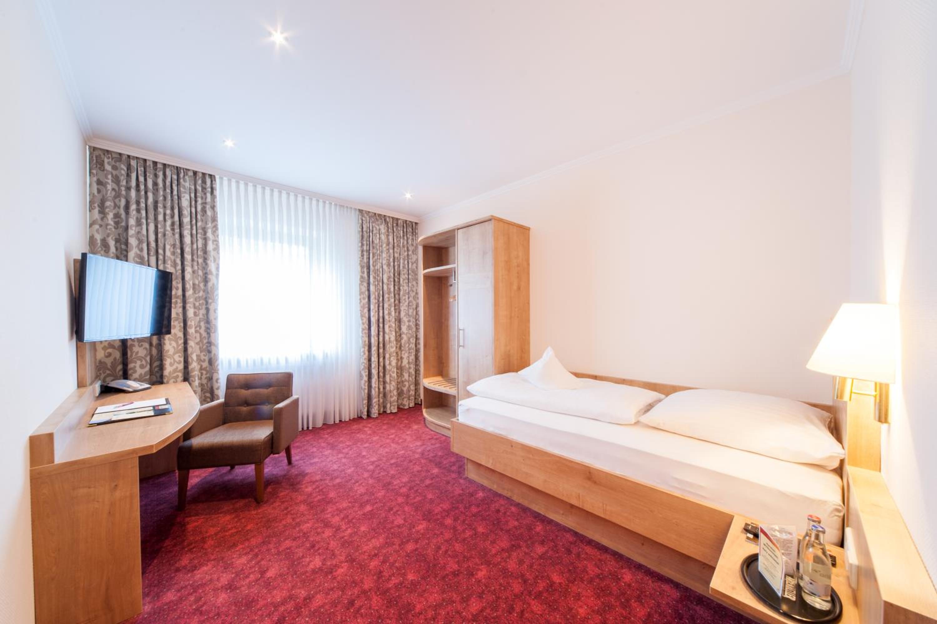 Business Single Room
