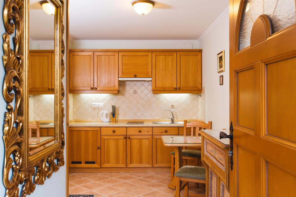 Studio with Terrace photo 3