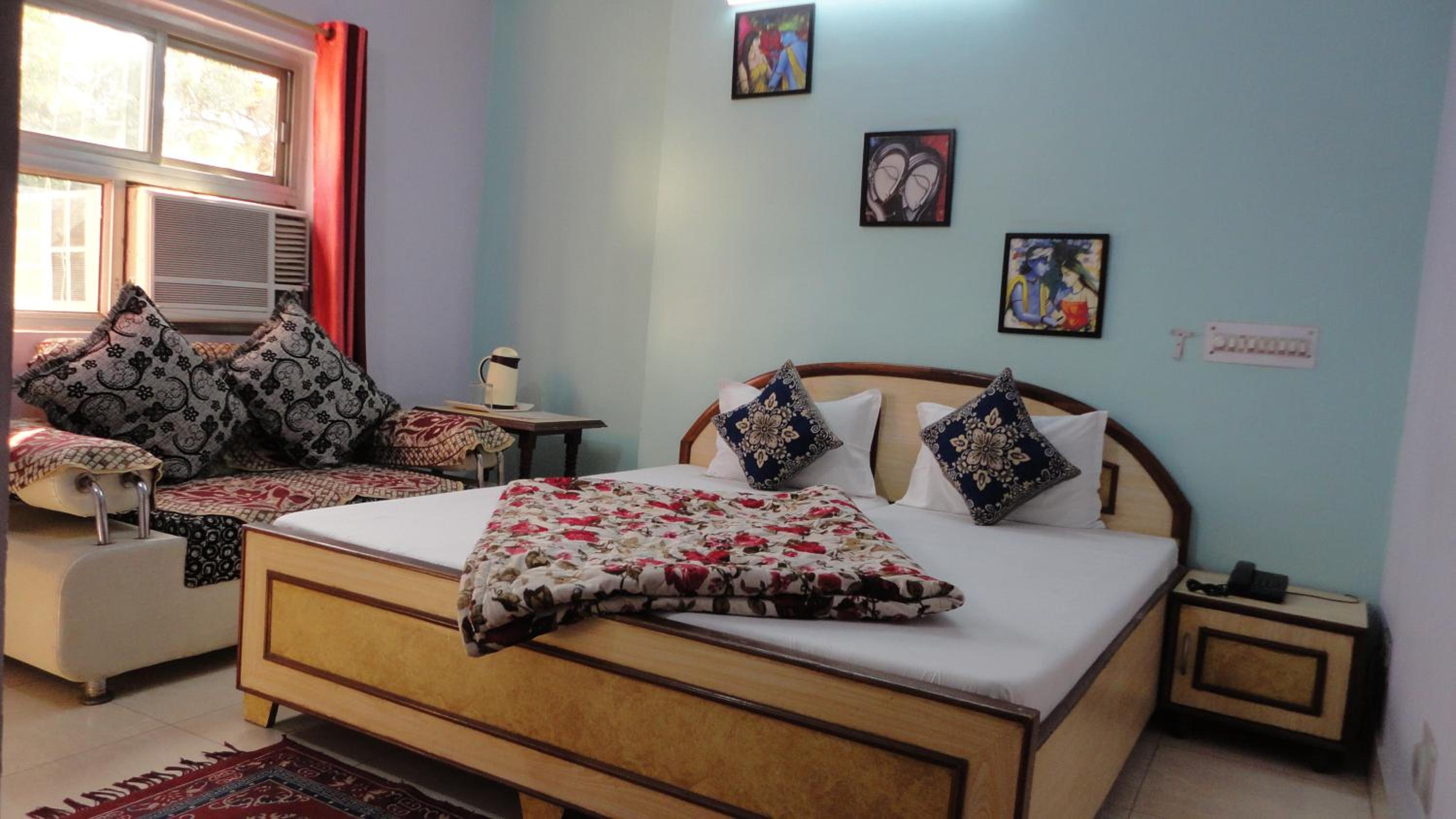 Deluxe Room - Photo 14