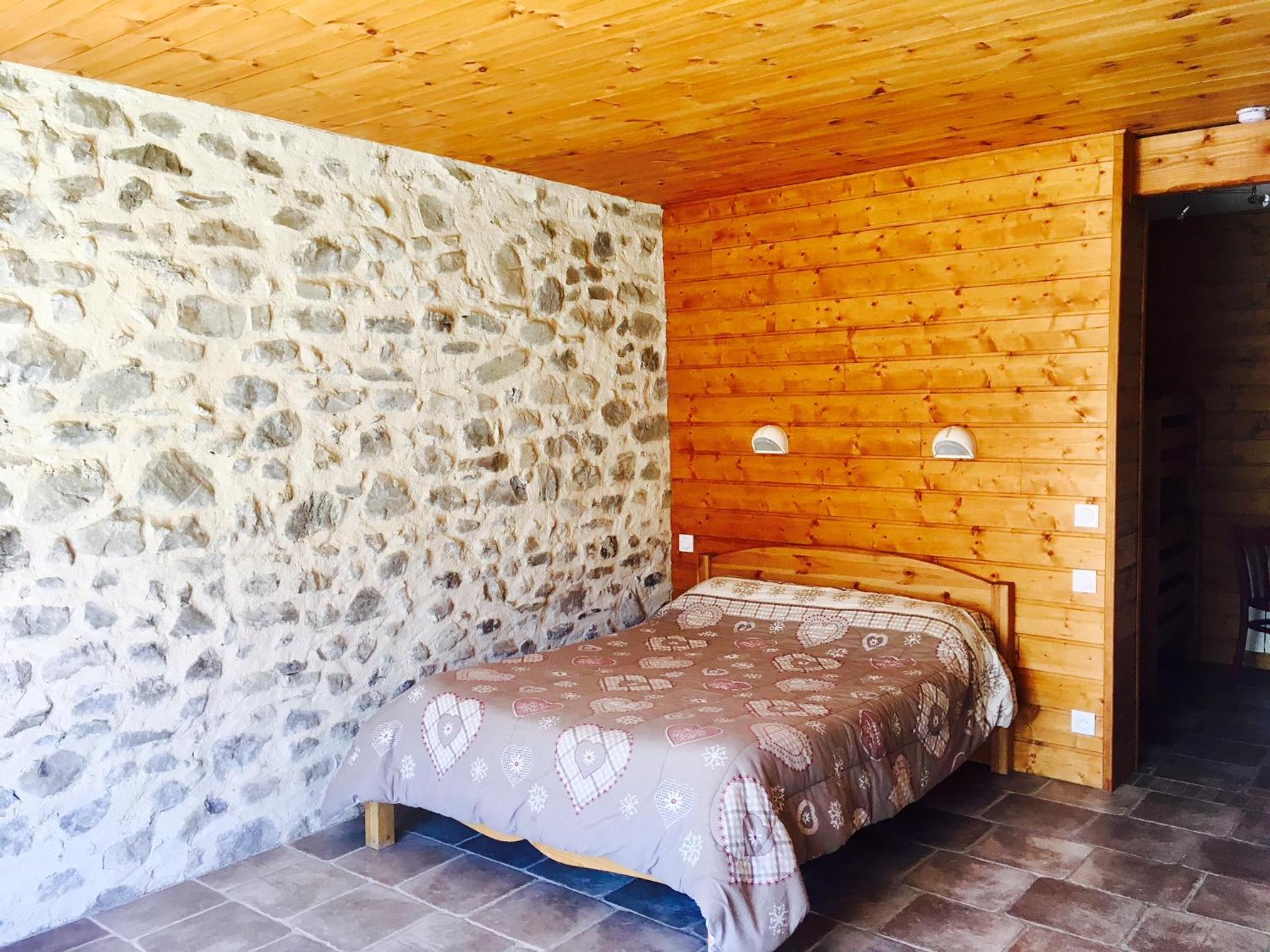 Classic Triple Room - Photo 2