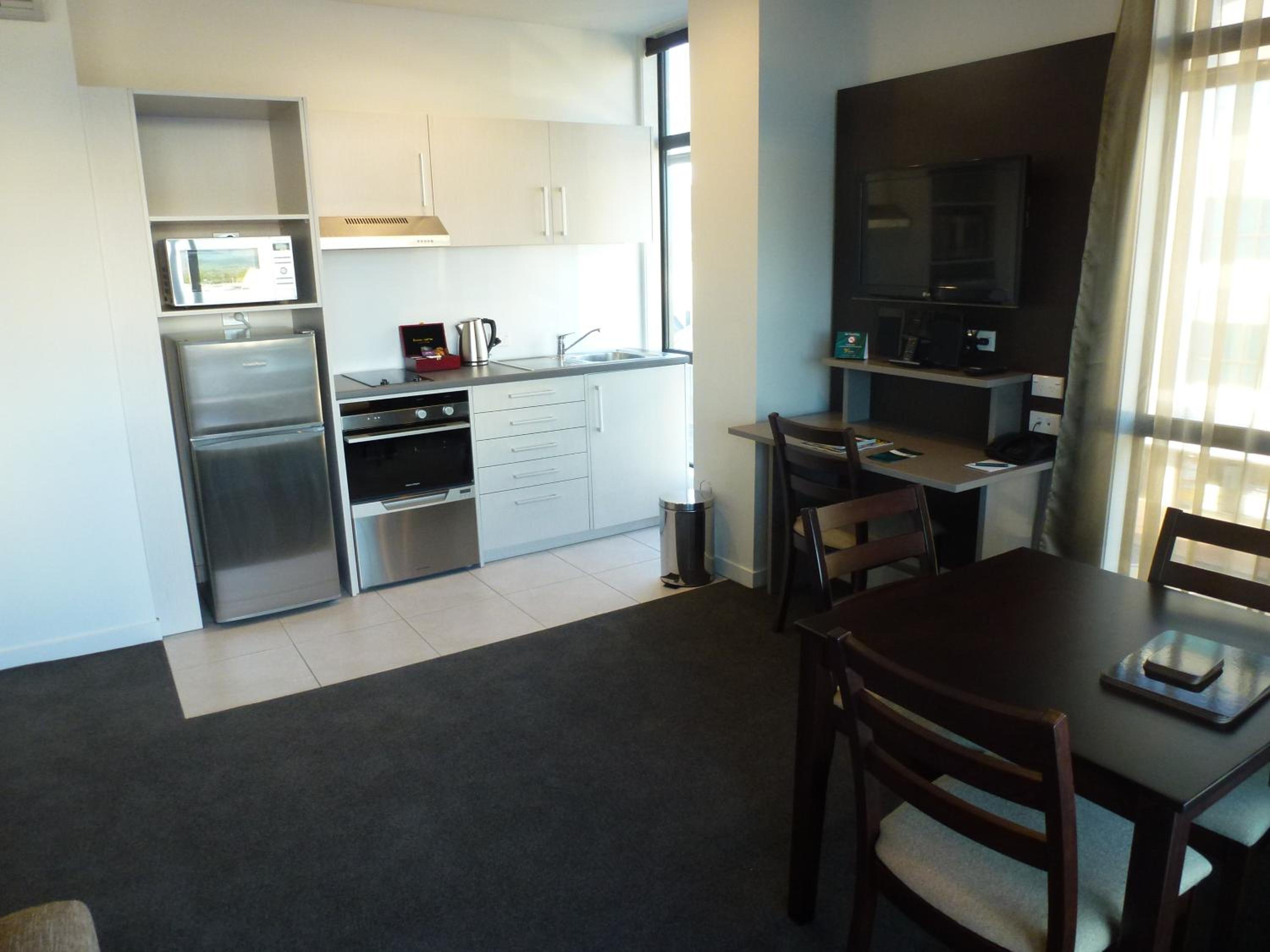 Executive One-Bedroom Apartment [Adults only]