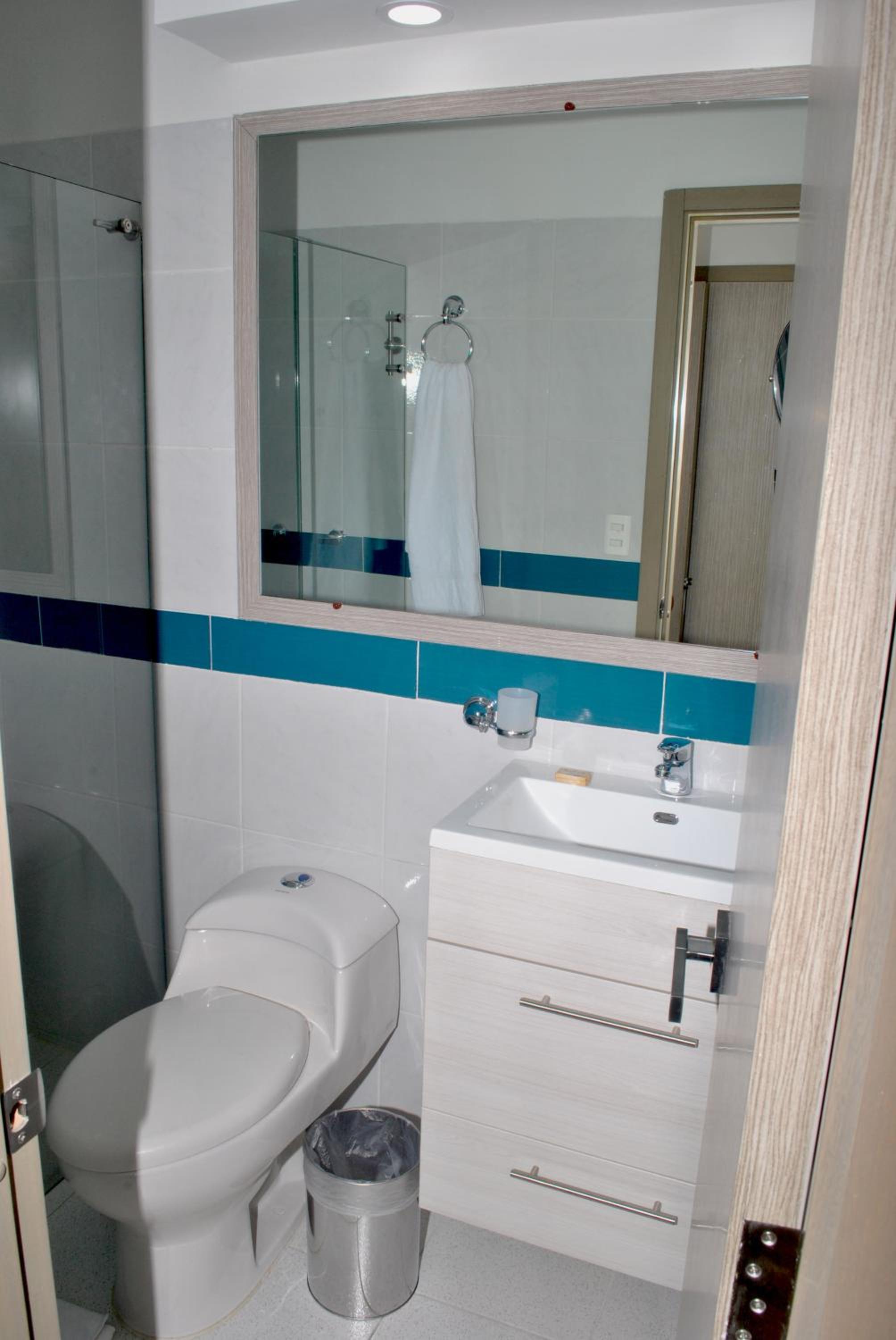 Suite with Hot Tub photo 3