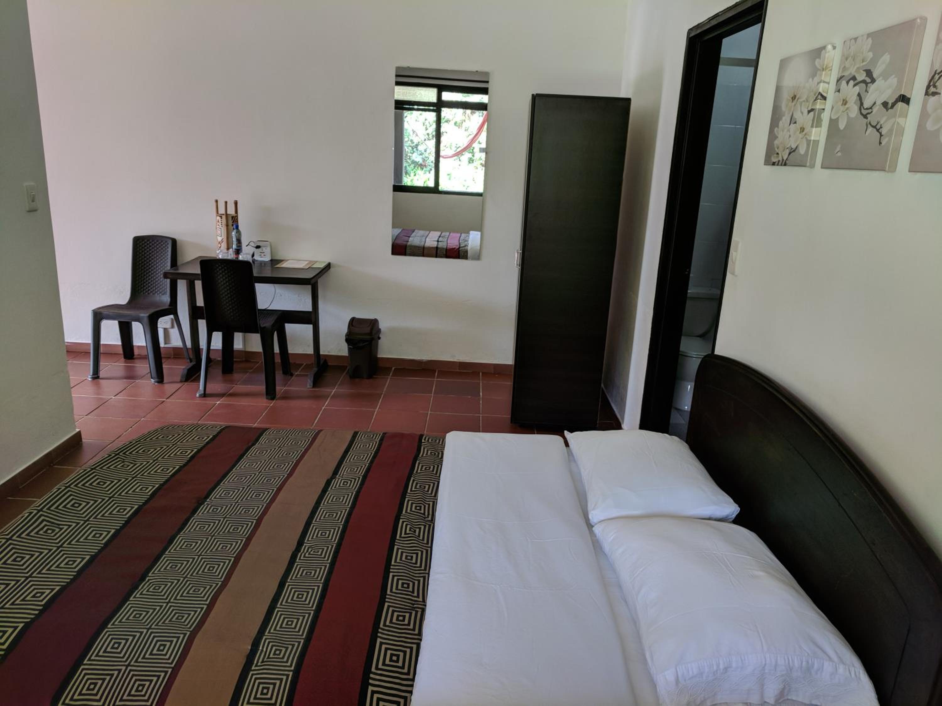 Single Room photo 3
