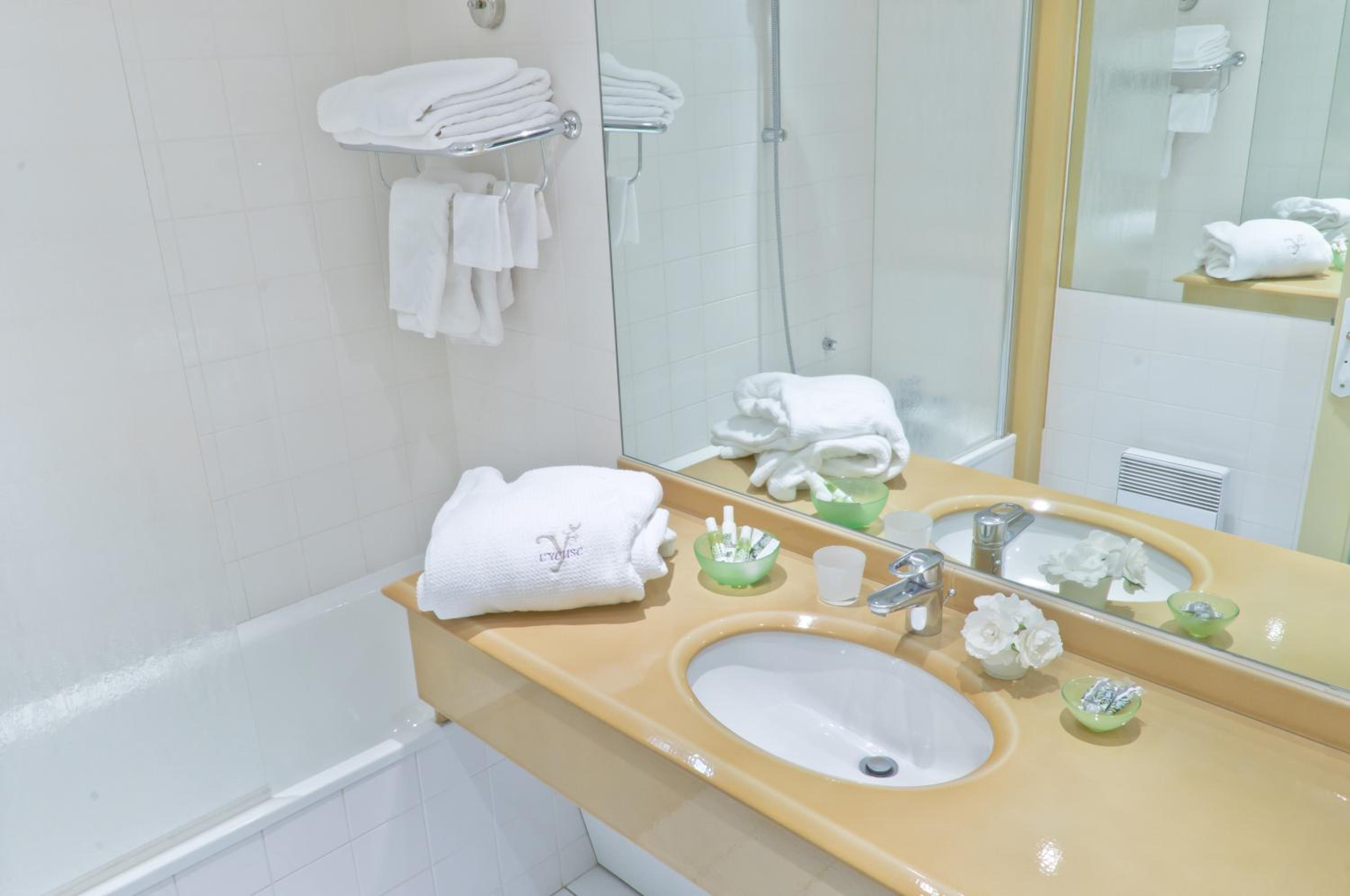 Double King Suite photo 2