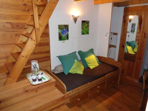 Triple Room with Private Bathroom photo 3
