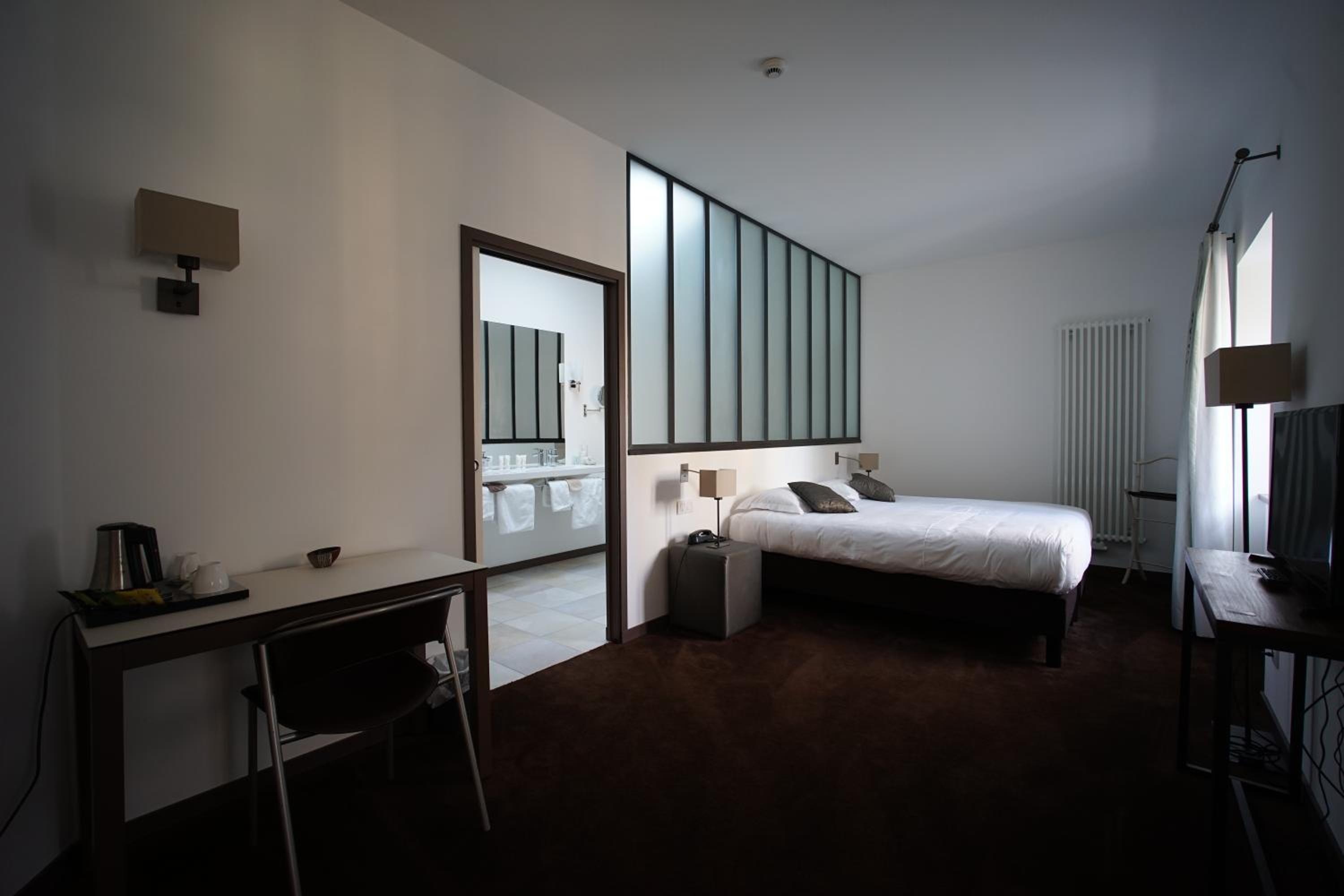 Superior Triple Room photo 3