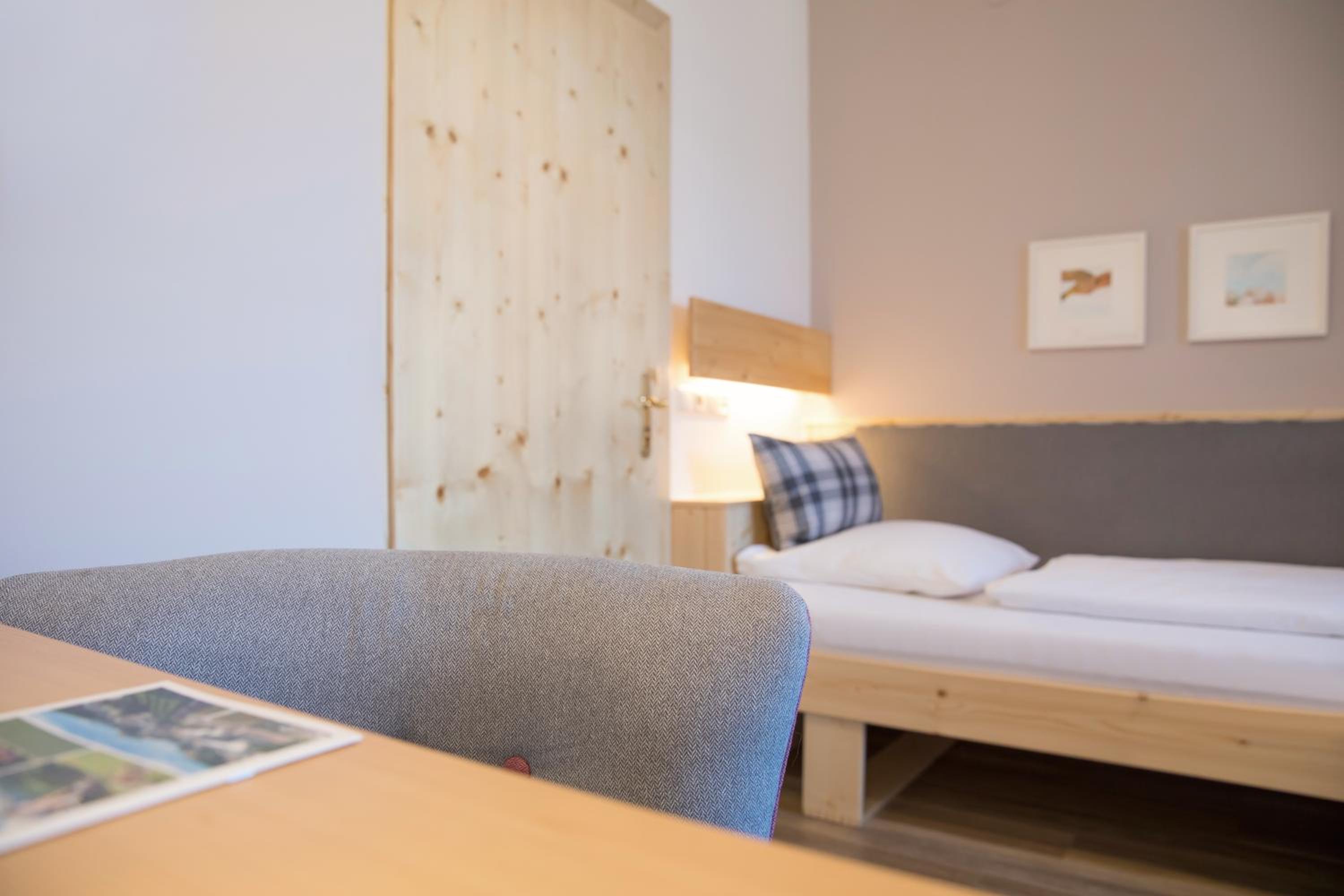 Single Room photo 2