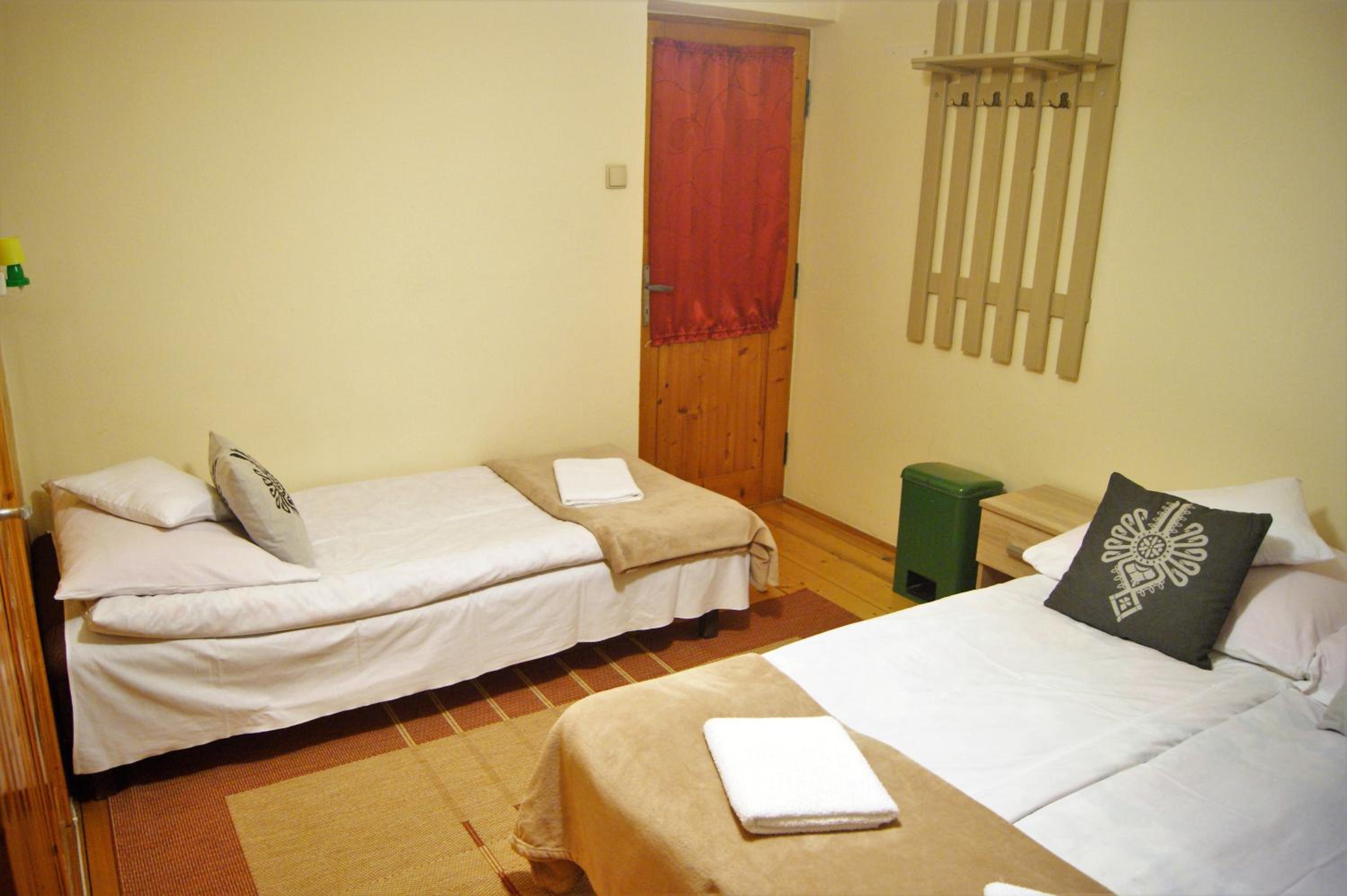 Triple Room with Balcony - Photo 3
