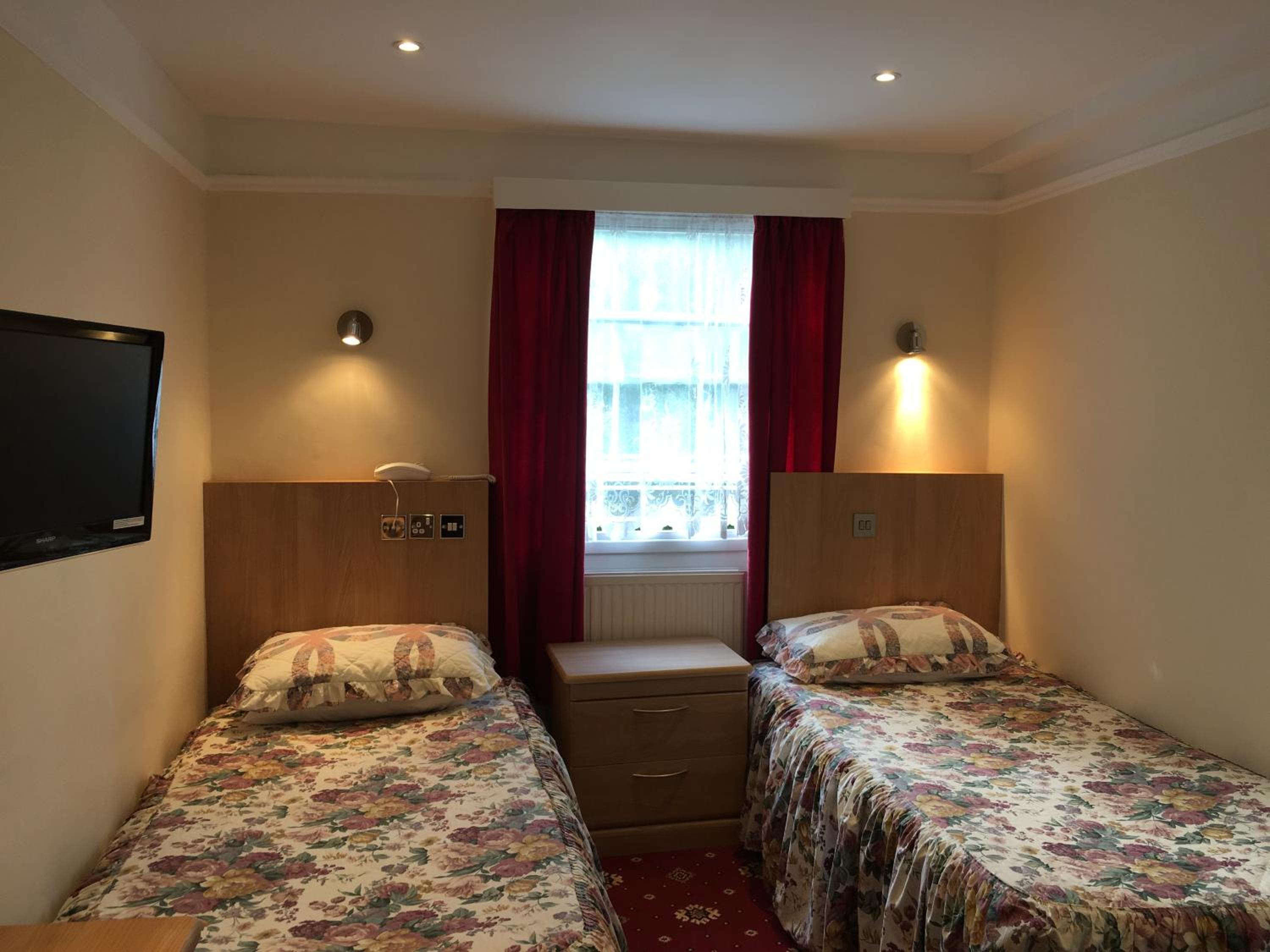 Twin Room photo 1
