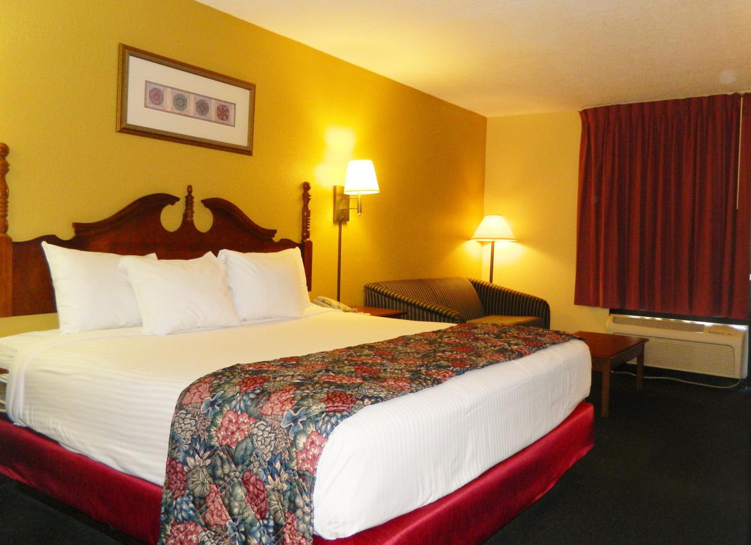 Queen Room - Disability Access - Non-Smoking - Photo 6