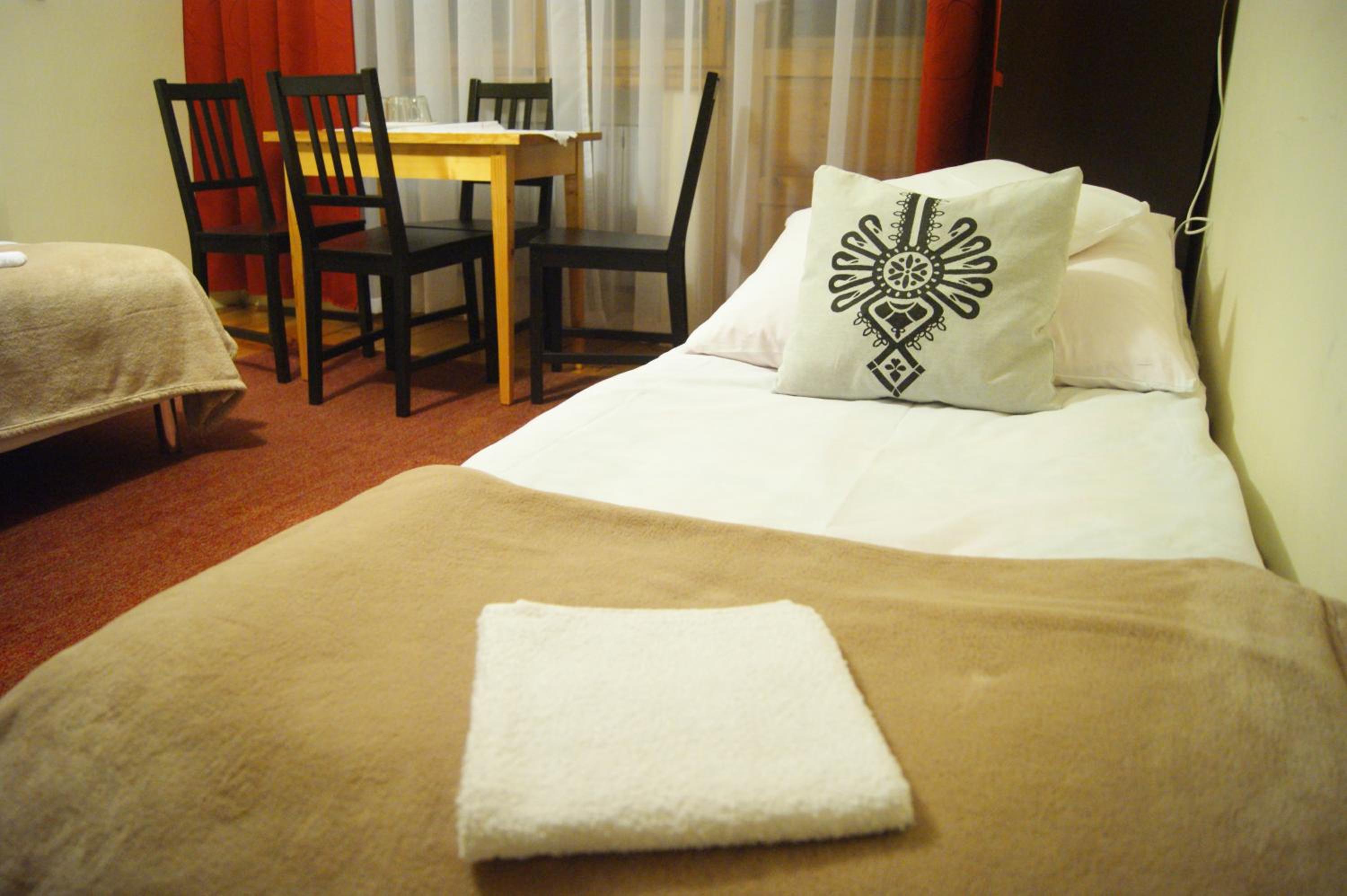 Quadruple Room with Private External Bathroom - Photo 9