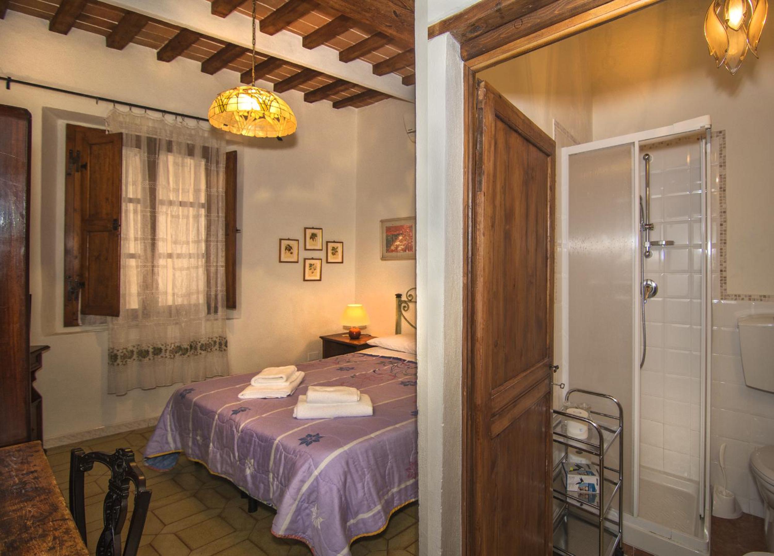 Double Room - Photo 7