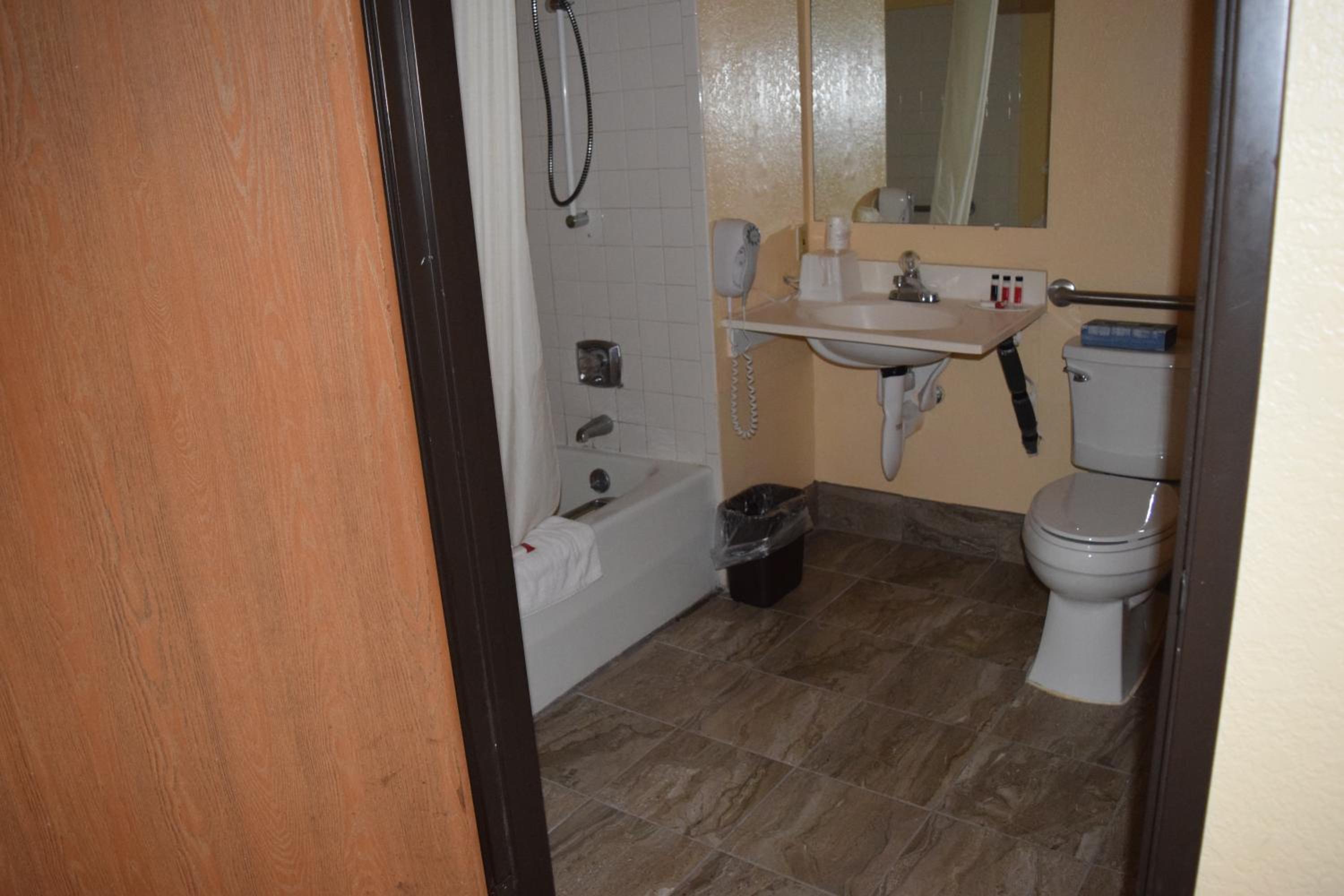 King Room - Mobility Access/Non-Smoking - Photo 2