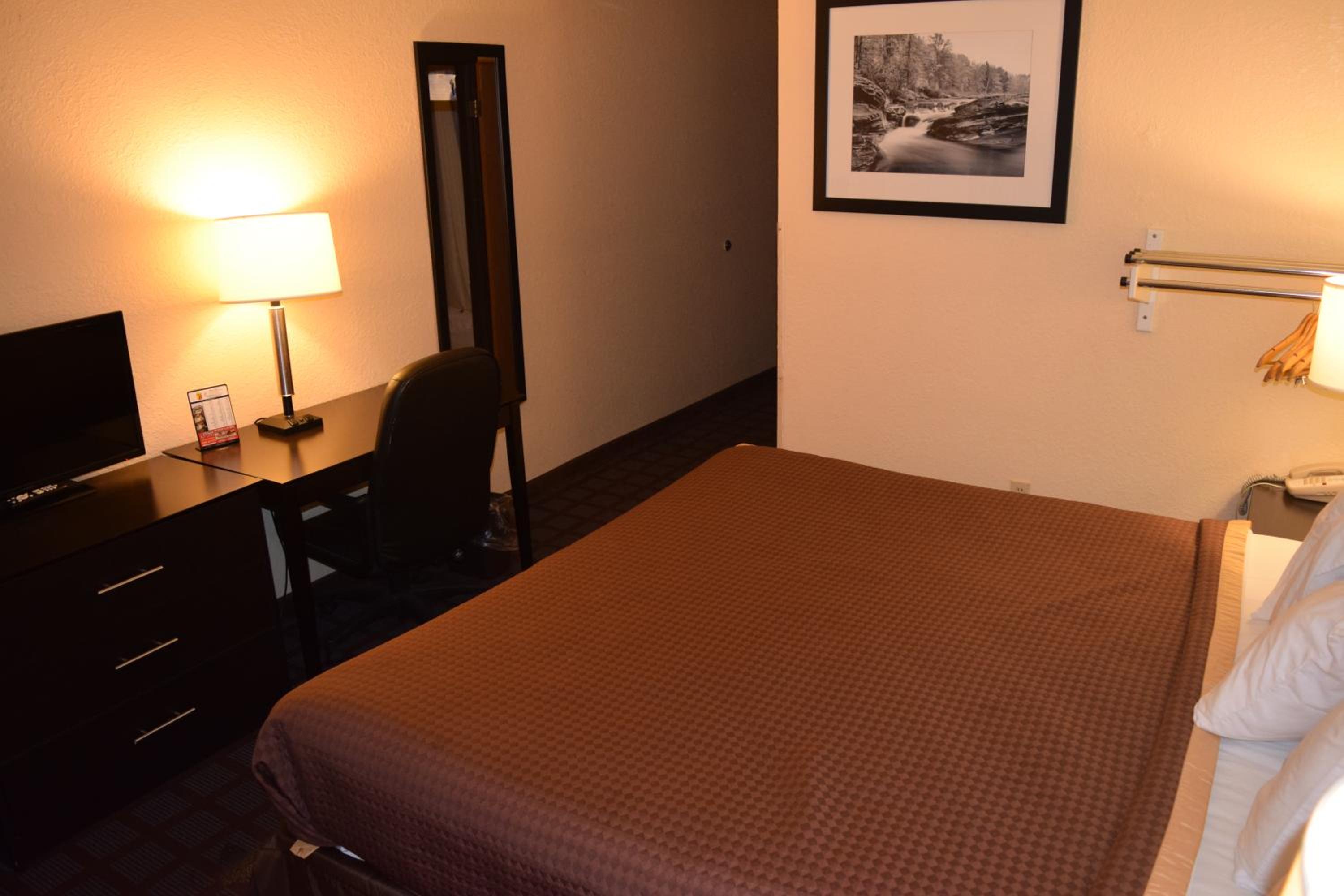 King Room - Mobility Access/Non-Smoking - Photo 6