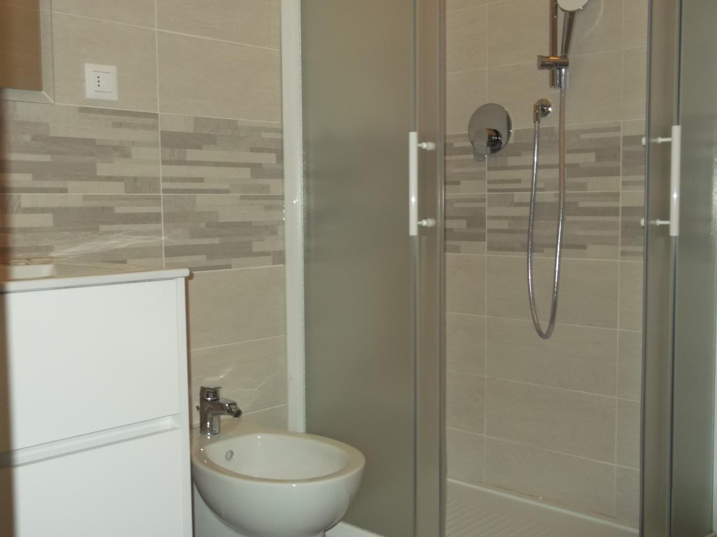 Triple Room - Photo 14