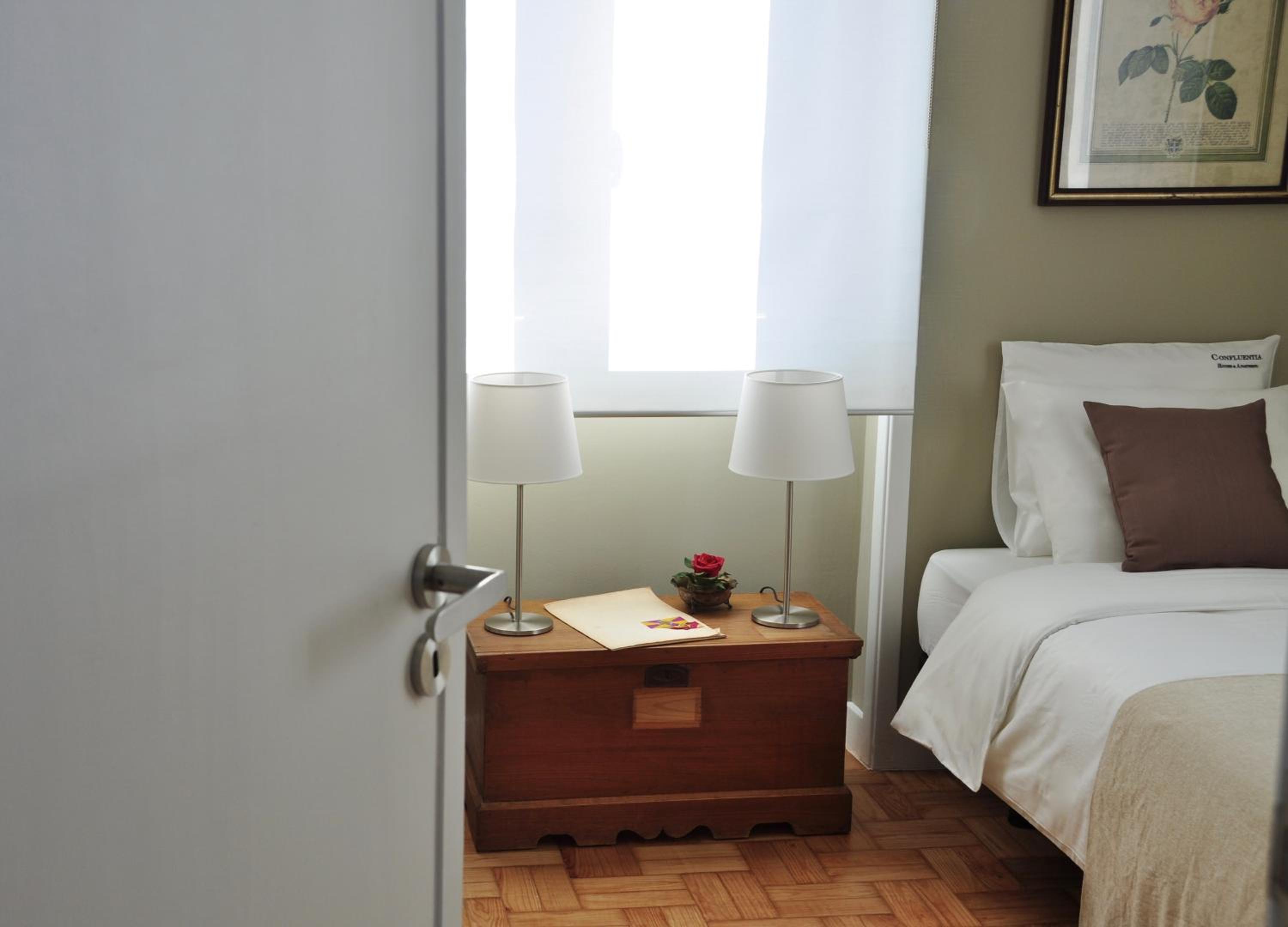 Apartment with Lake View photo 2