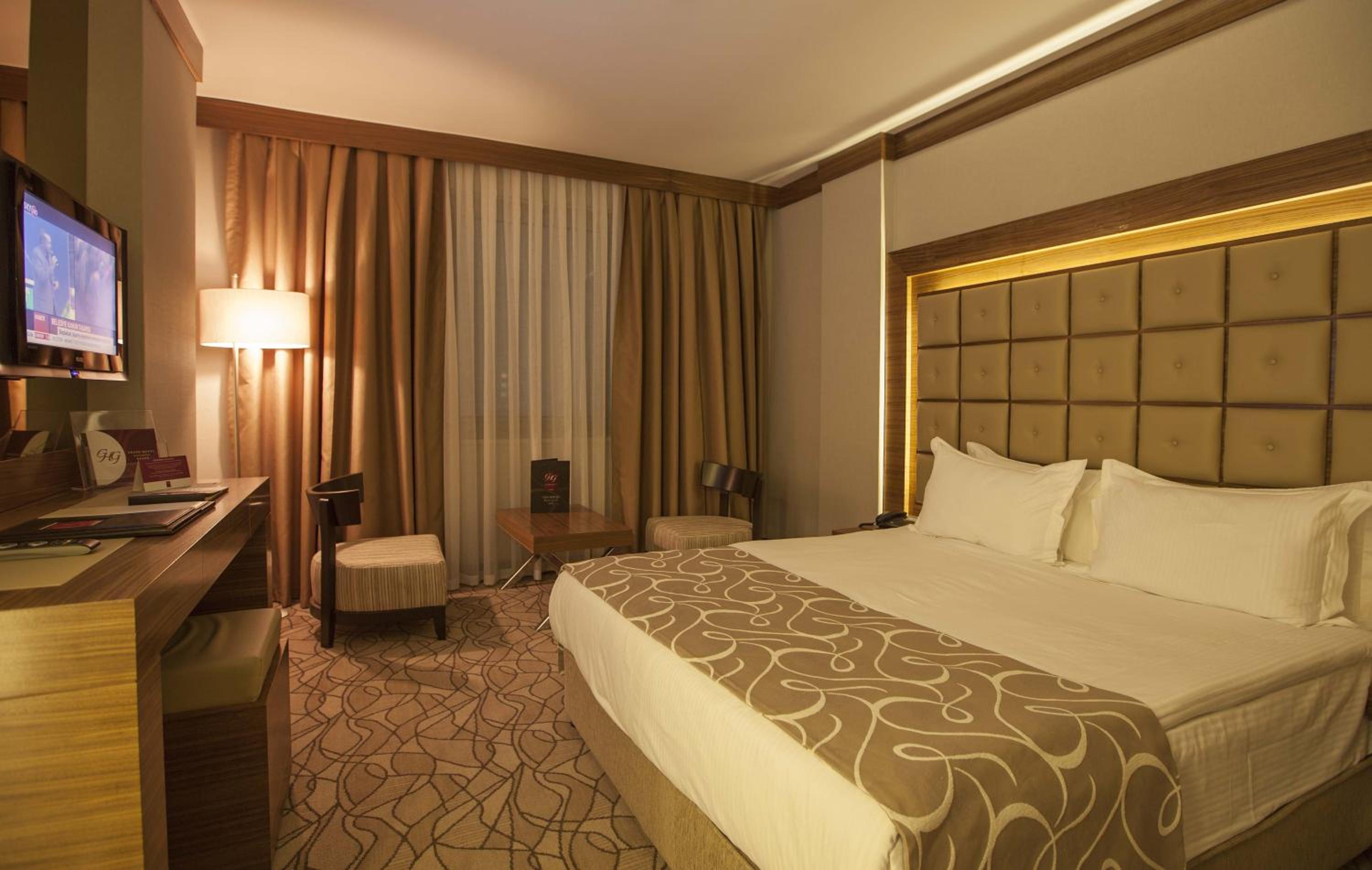 Double Room - Photo 6