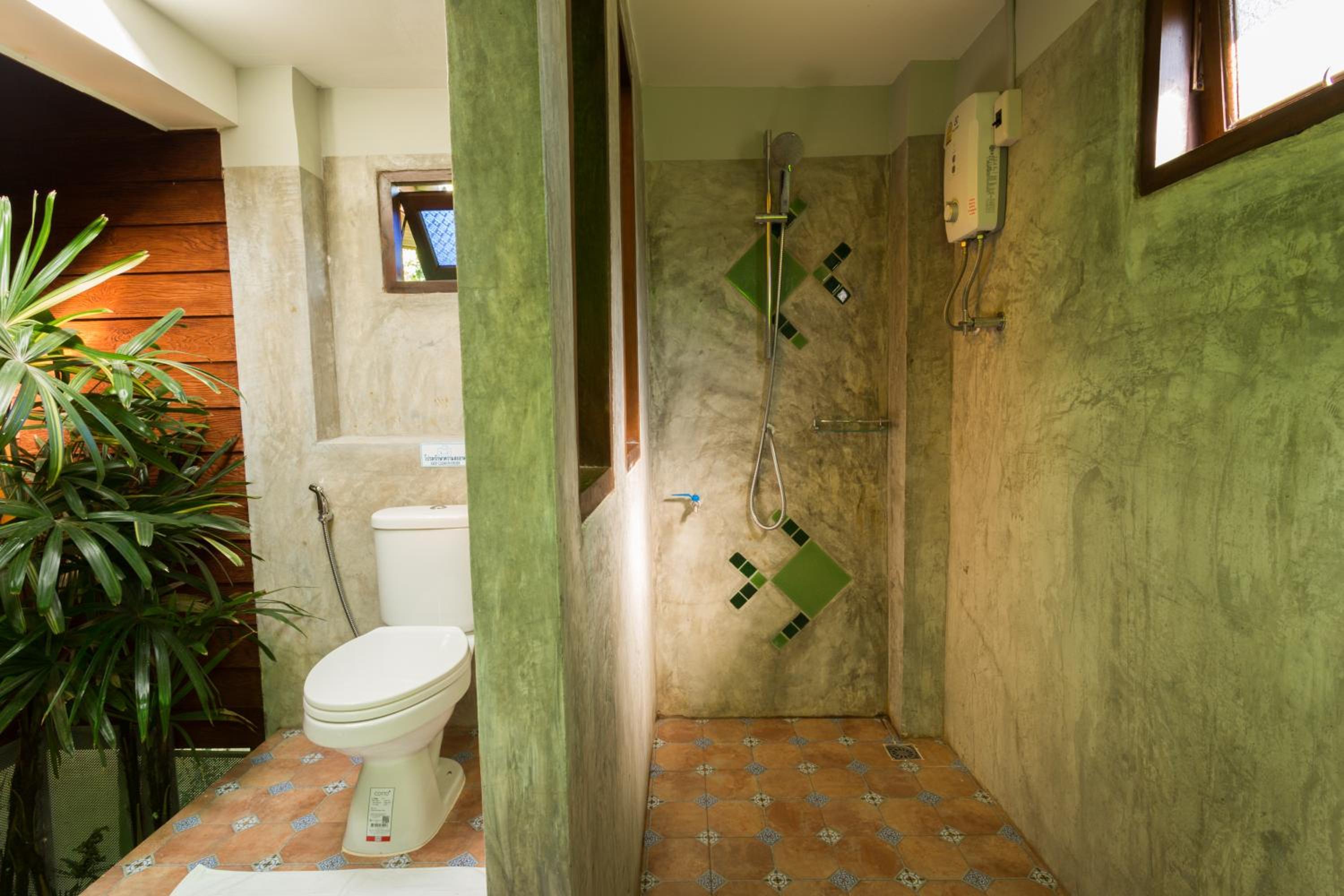 Two-Bedroom House - Photo 13