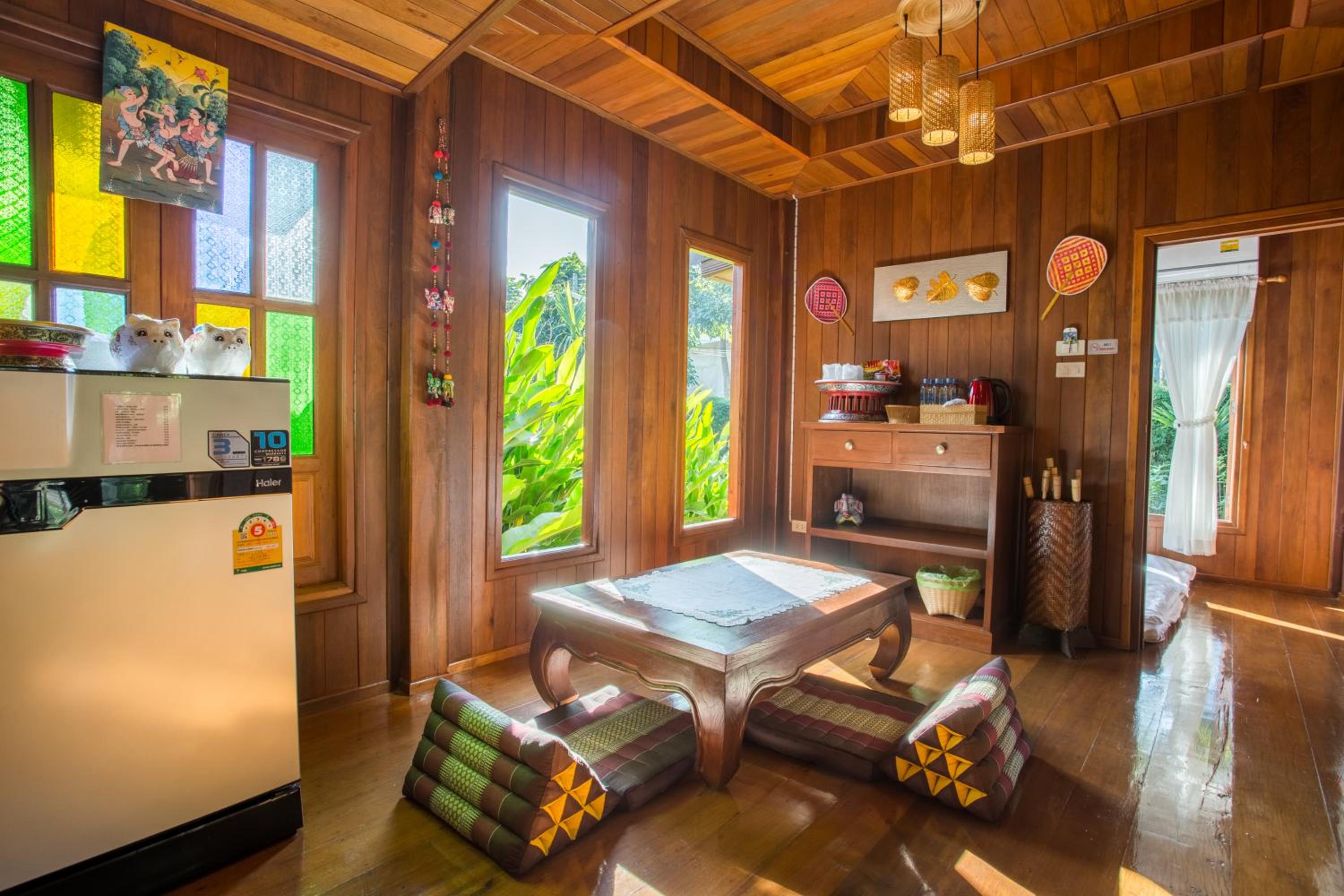 Two-Bedroom House - Photo 4