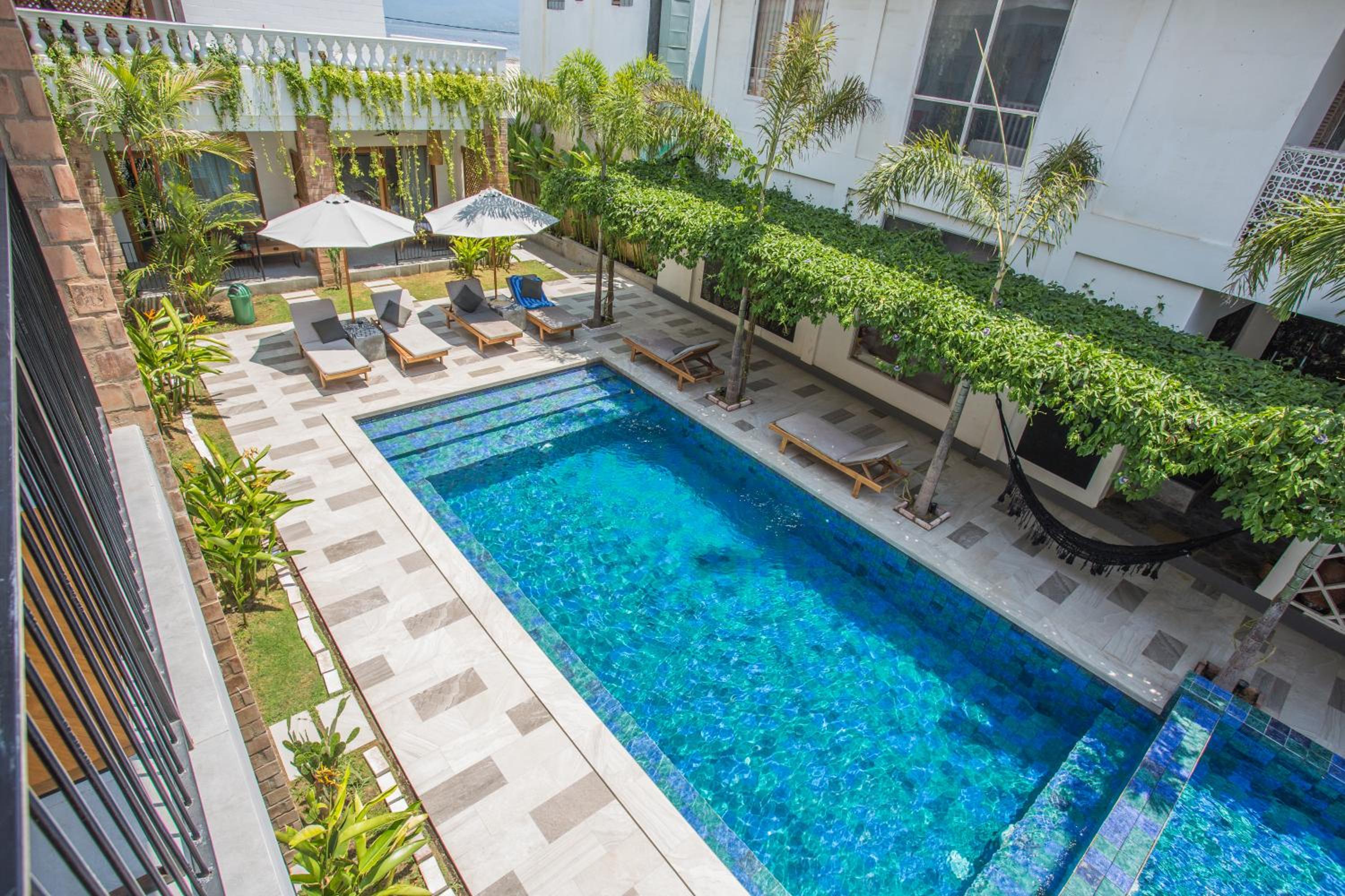 Deluxe Double Room with Balcony photo 2