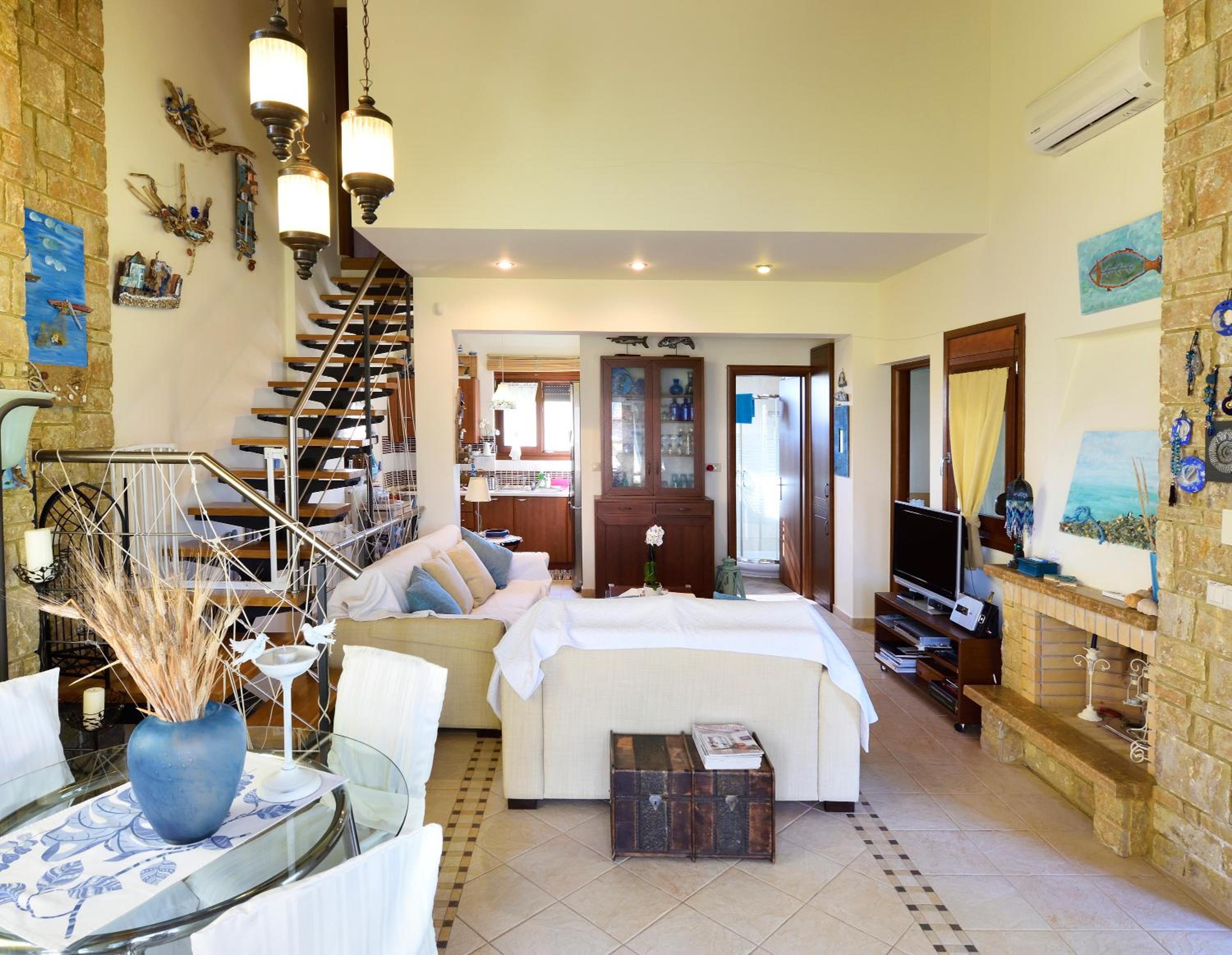Villa photo 1
