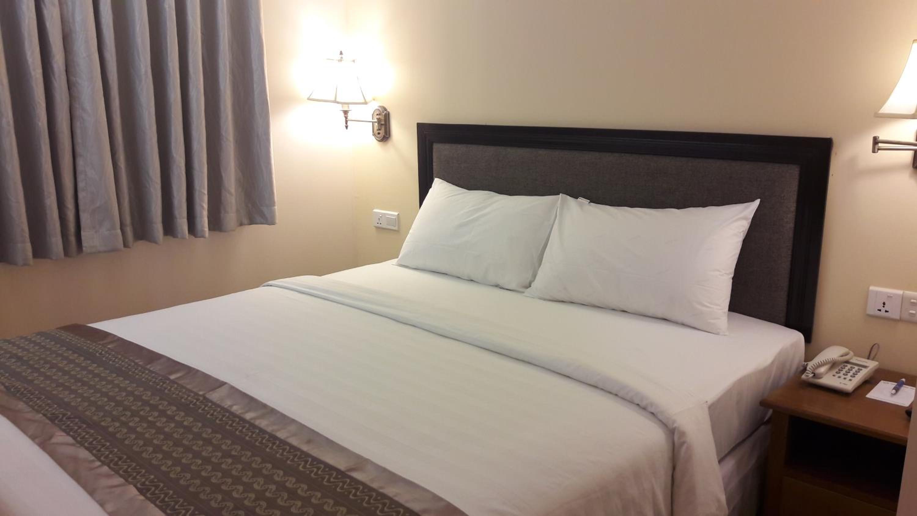 Economy Double Room photo 3